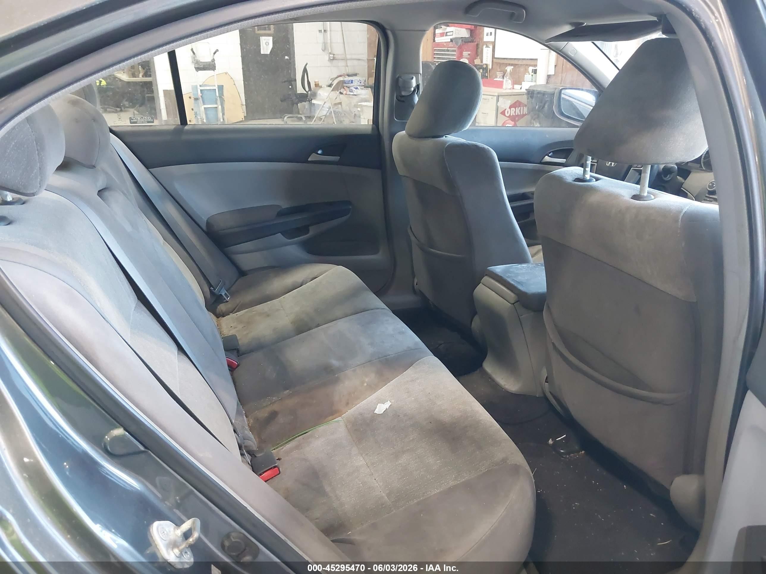 2009 Honda Accord 2.4 Lx Серый vin: 1HGCP26329A188969