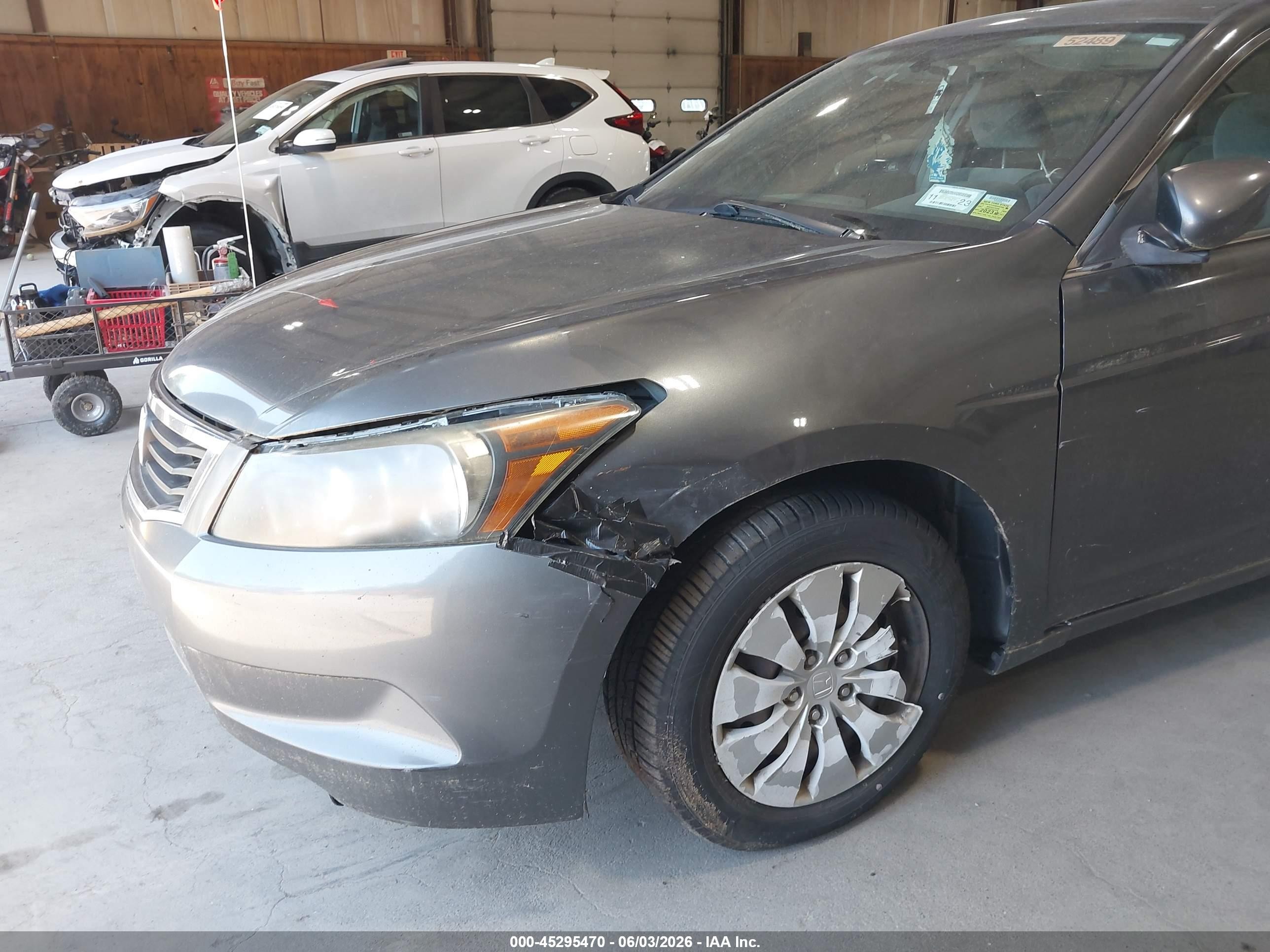 2009 Honda Accord 2.4 Lx Серый vin: 1HGCP26329A188969