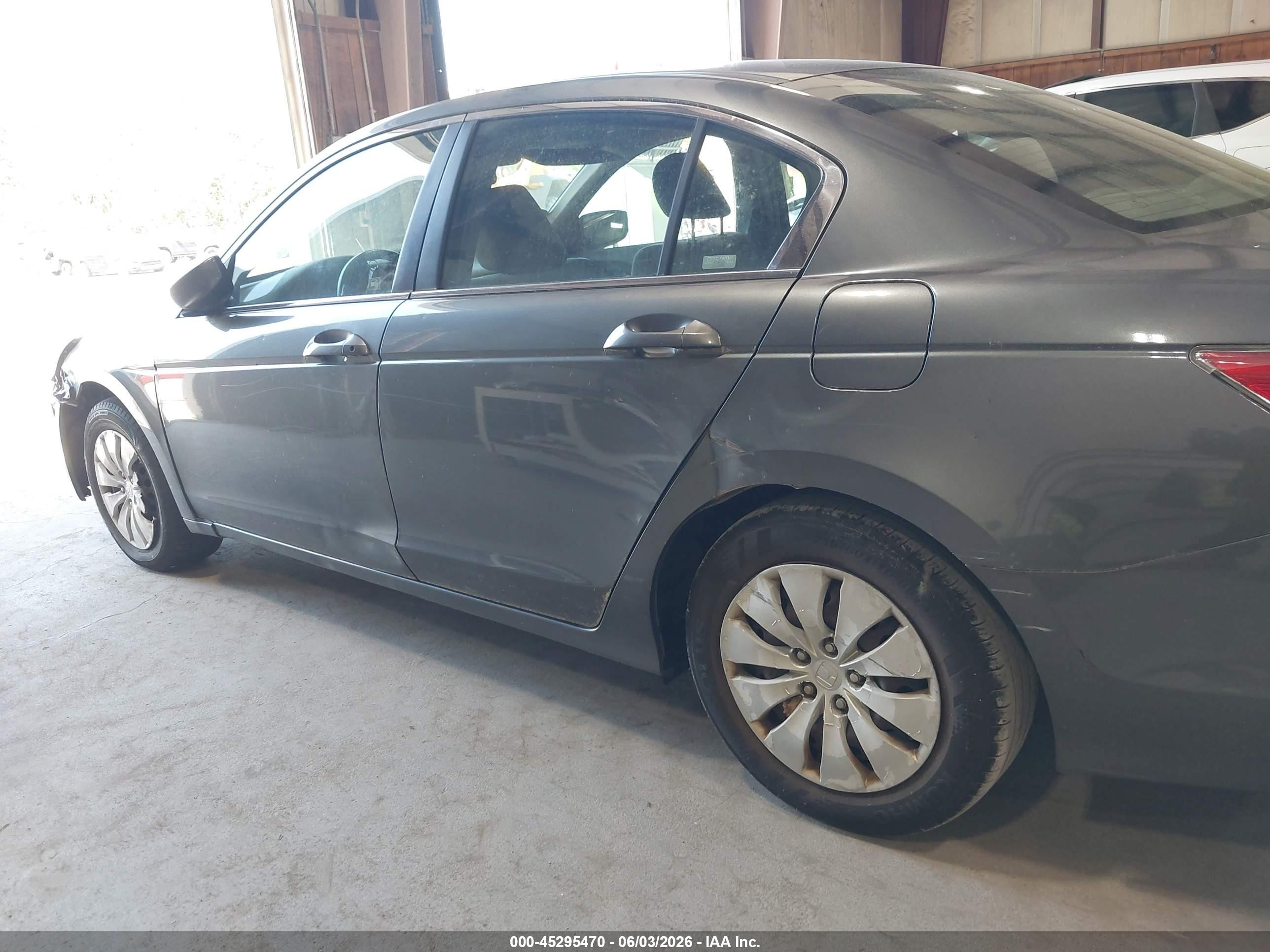 2009 Honda Accord 2.4 Lx Серый vin: 1HGCP26329A188969