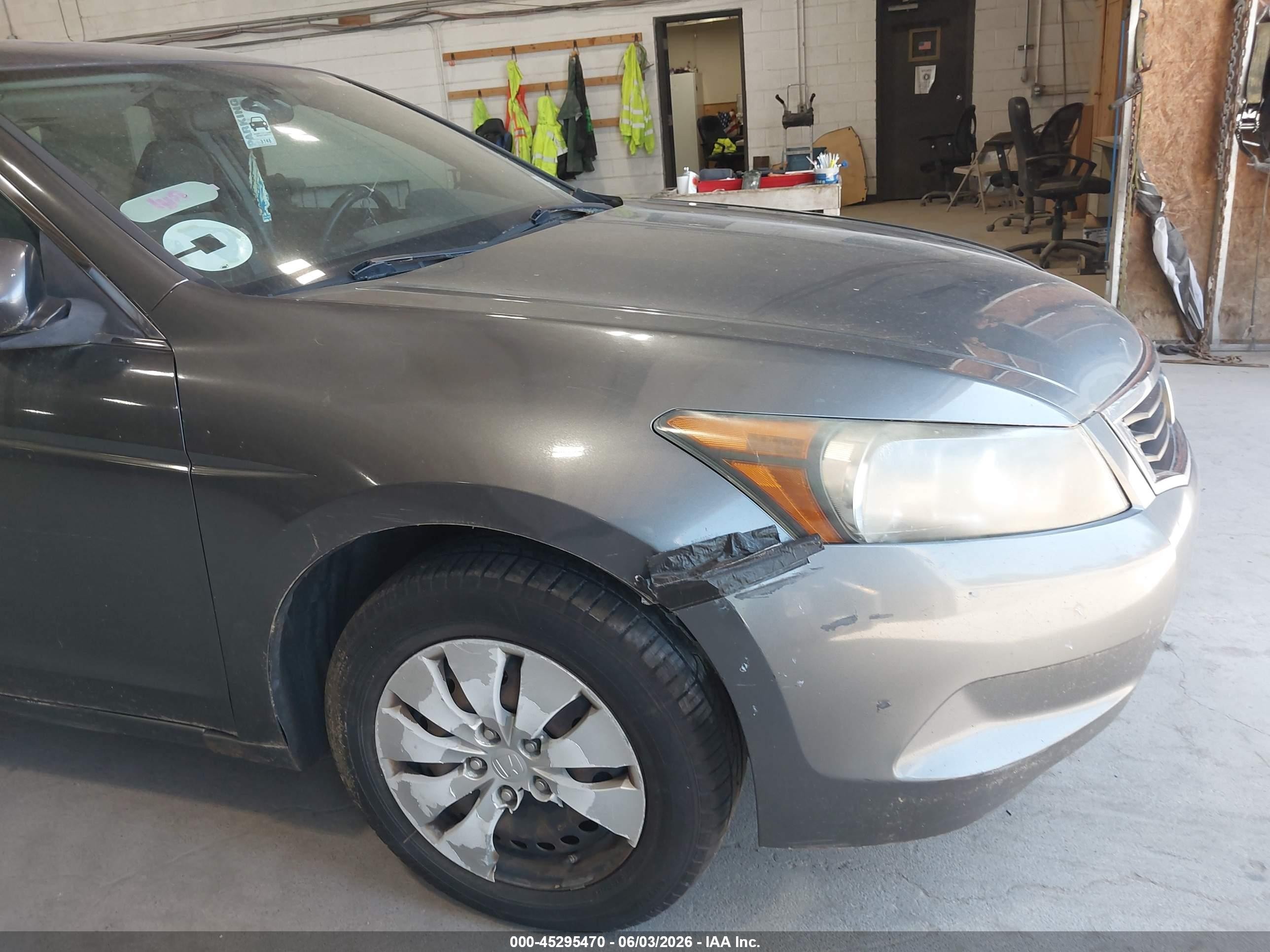 2009 Honda Accord 2.4 Lx Серый vin: 1HGCP26329A188969