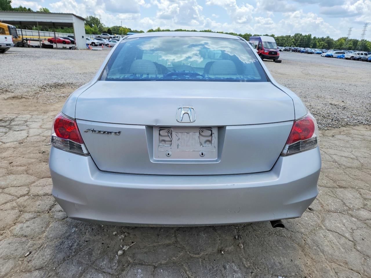 2008 Honda Accord Lx Silver vin: 1HGCP26338A026914