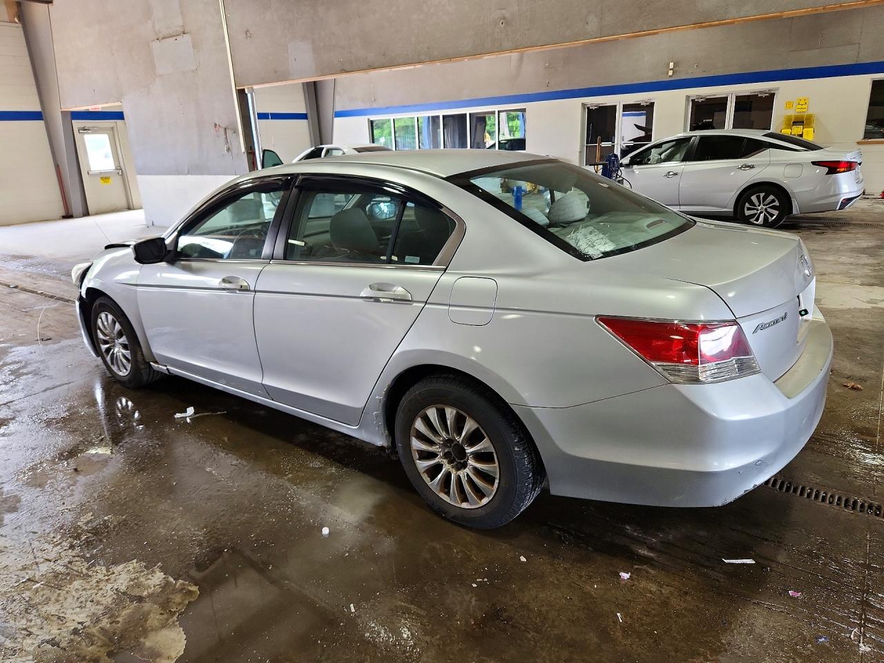 2008 Honda Accord Lx Silver vin: 1HGCP26338A059797