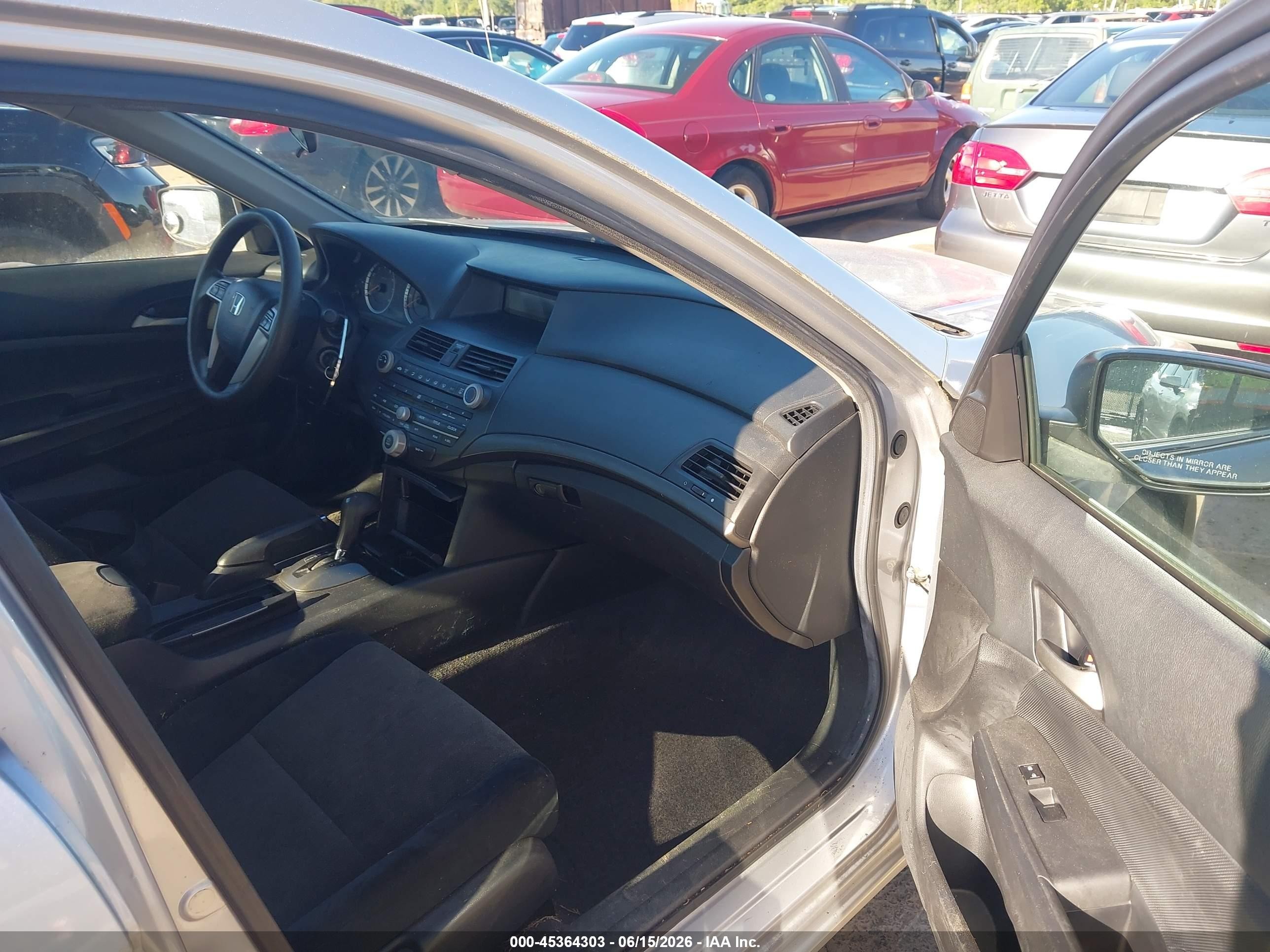 2008 Honda Accord 2.4 Lx Silver vin: 1HGCP26338A095375