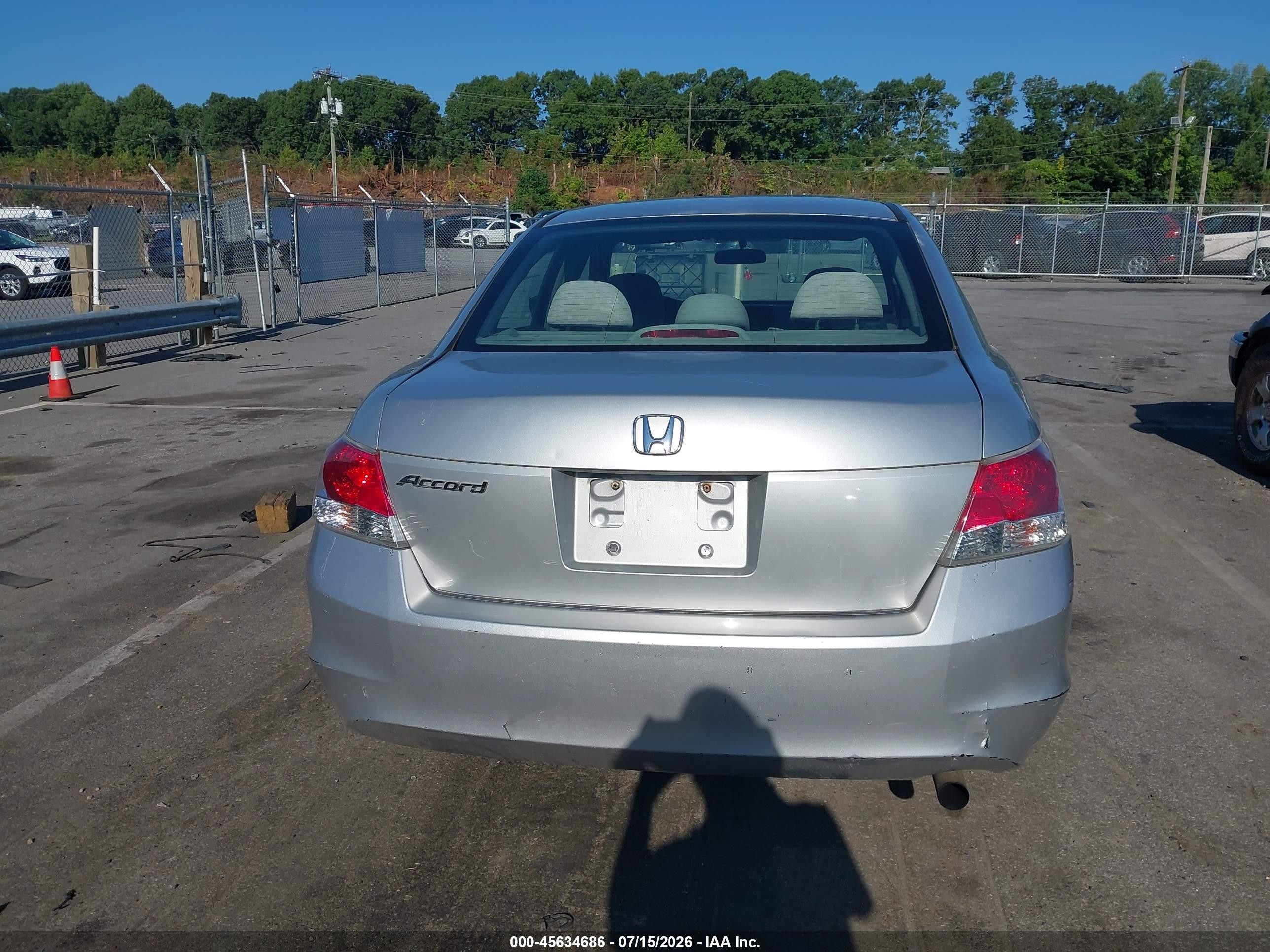 2008 Honda Accord 2.4 Lx Silver vin: 1HGCP26338A126155