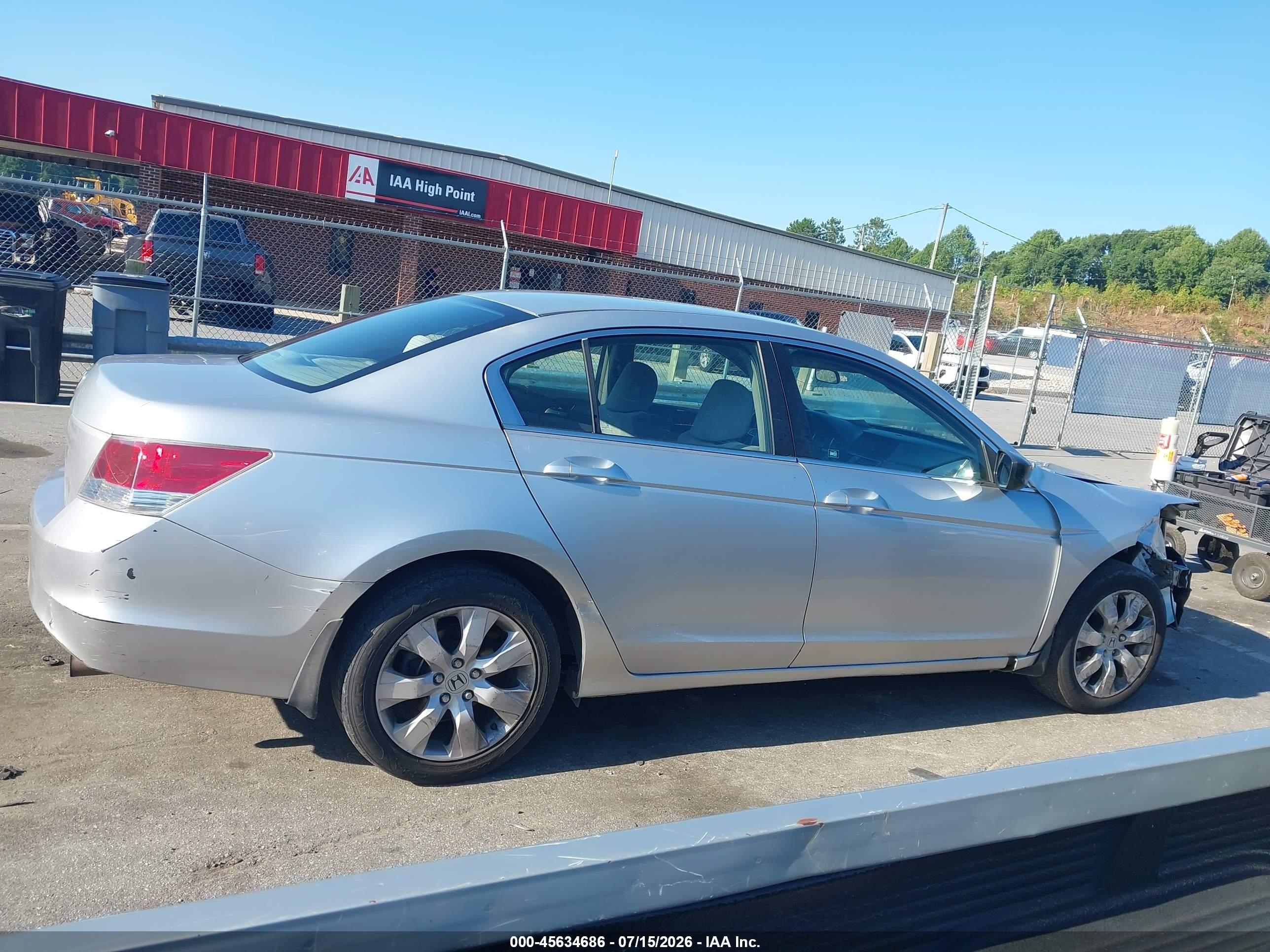 2008 Honda Accord 2.4 Lx Silver vin: 1HGCP26338A126155