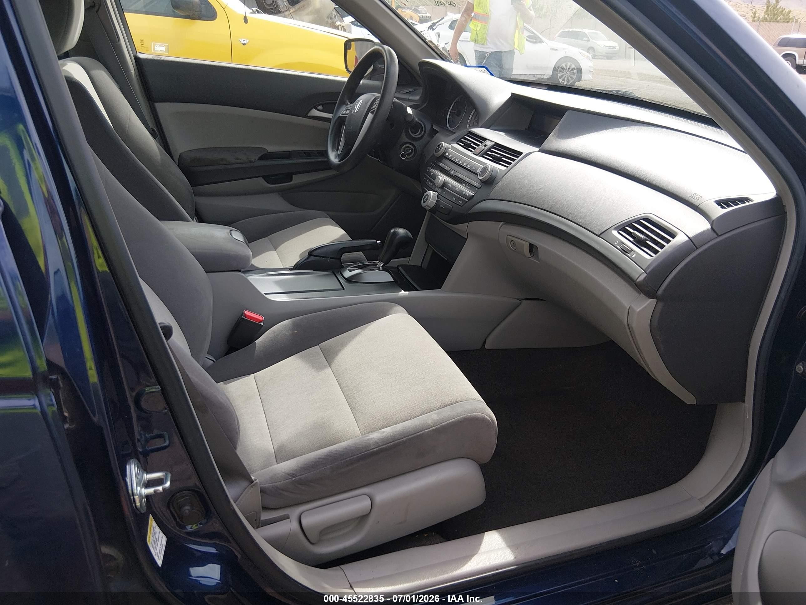 2009 Honda Accord 2.4 Lx Blue vin: 1HGCP26339A042483