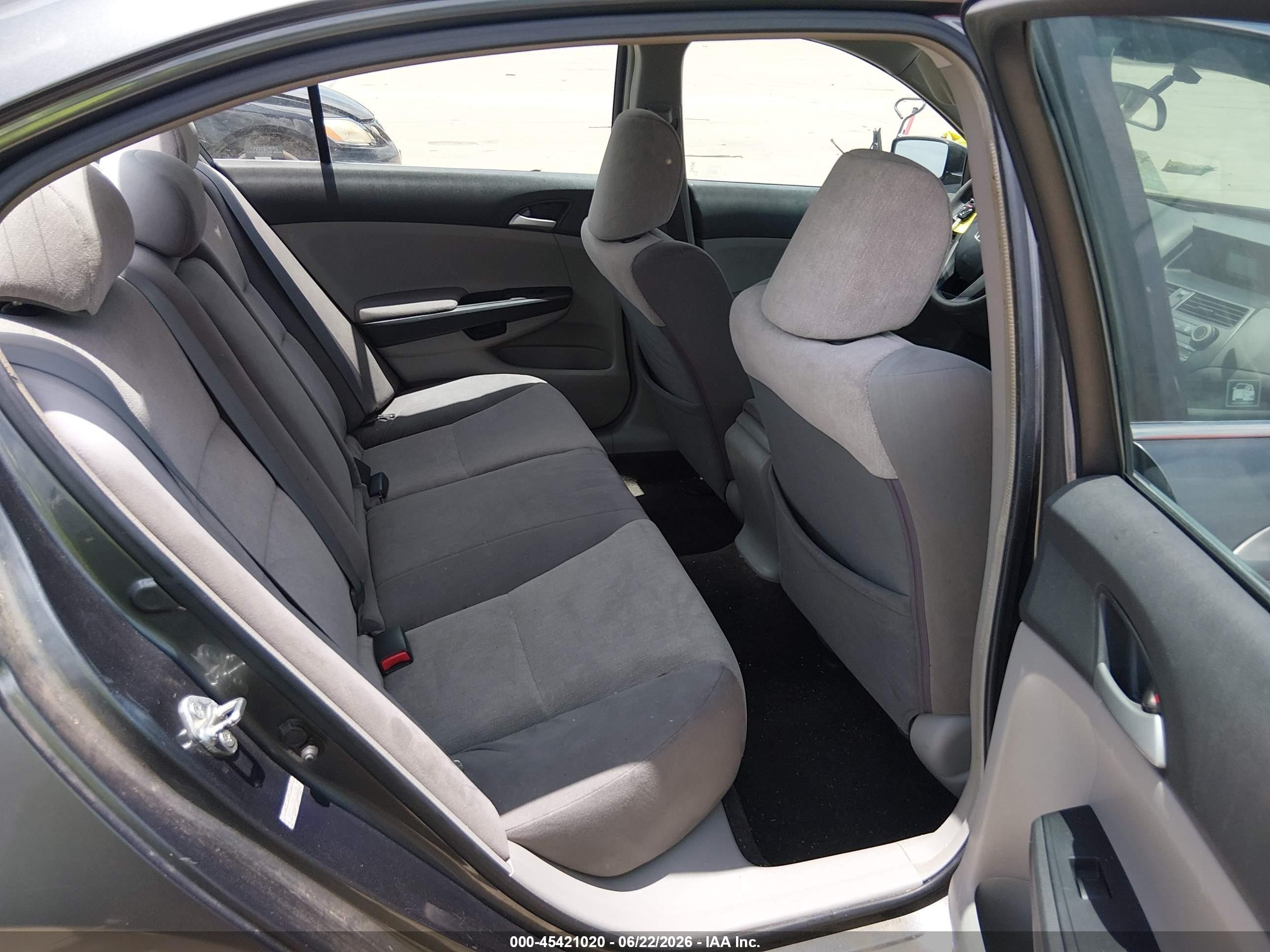 2009 Honda Accord 2.4 Lx Серый vin: 1HGCP26339A066766