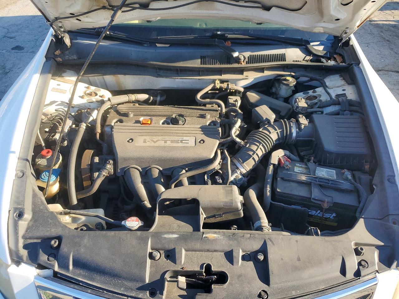 2009 Honda Accord Lx White vin: 1HGCP26339A114816
