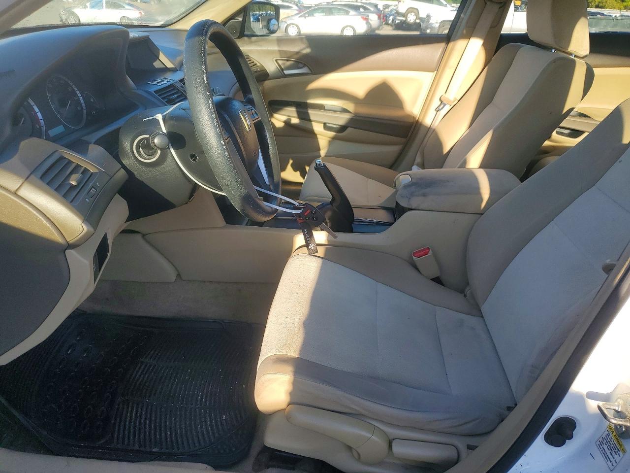 2009 Honda Accord Lx White vin: 1HGCP26339A114816