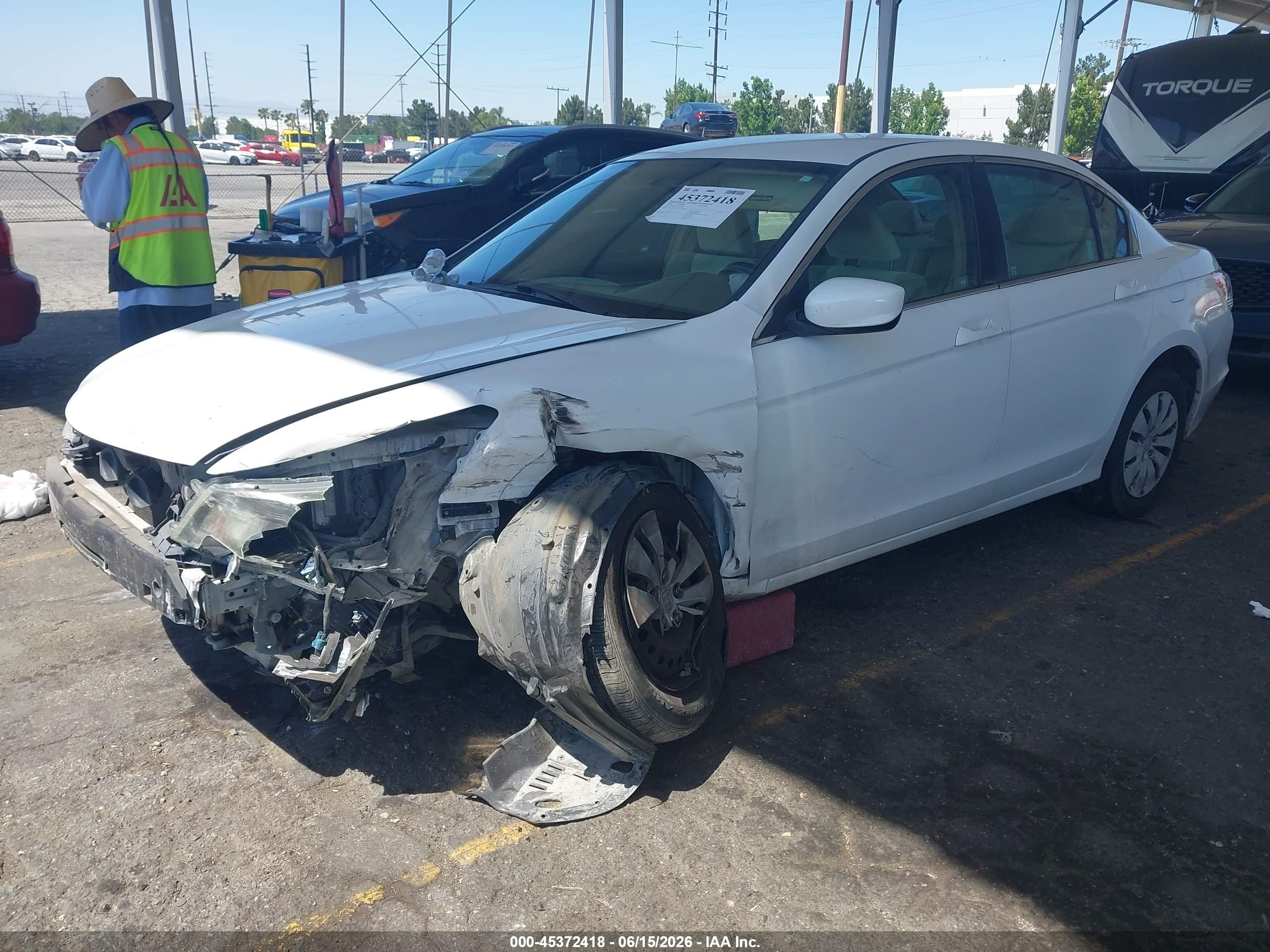 2009 Honda Accord 2.4 Lx White vin: 1HGCP26339A126240