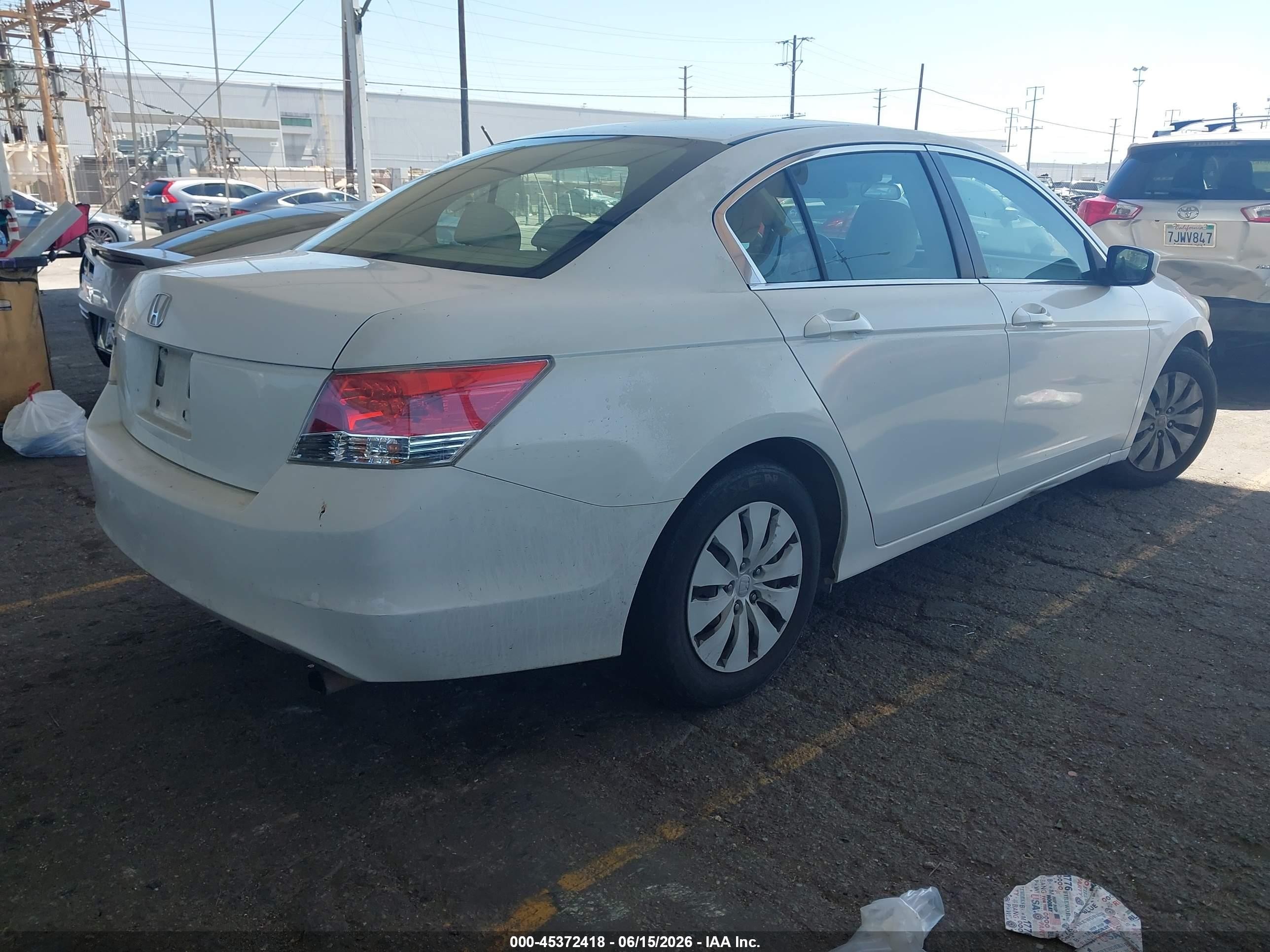 2009 Honda Accord 2.4 Lx White vin: 1HGCP26339A126240