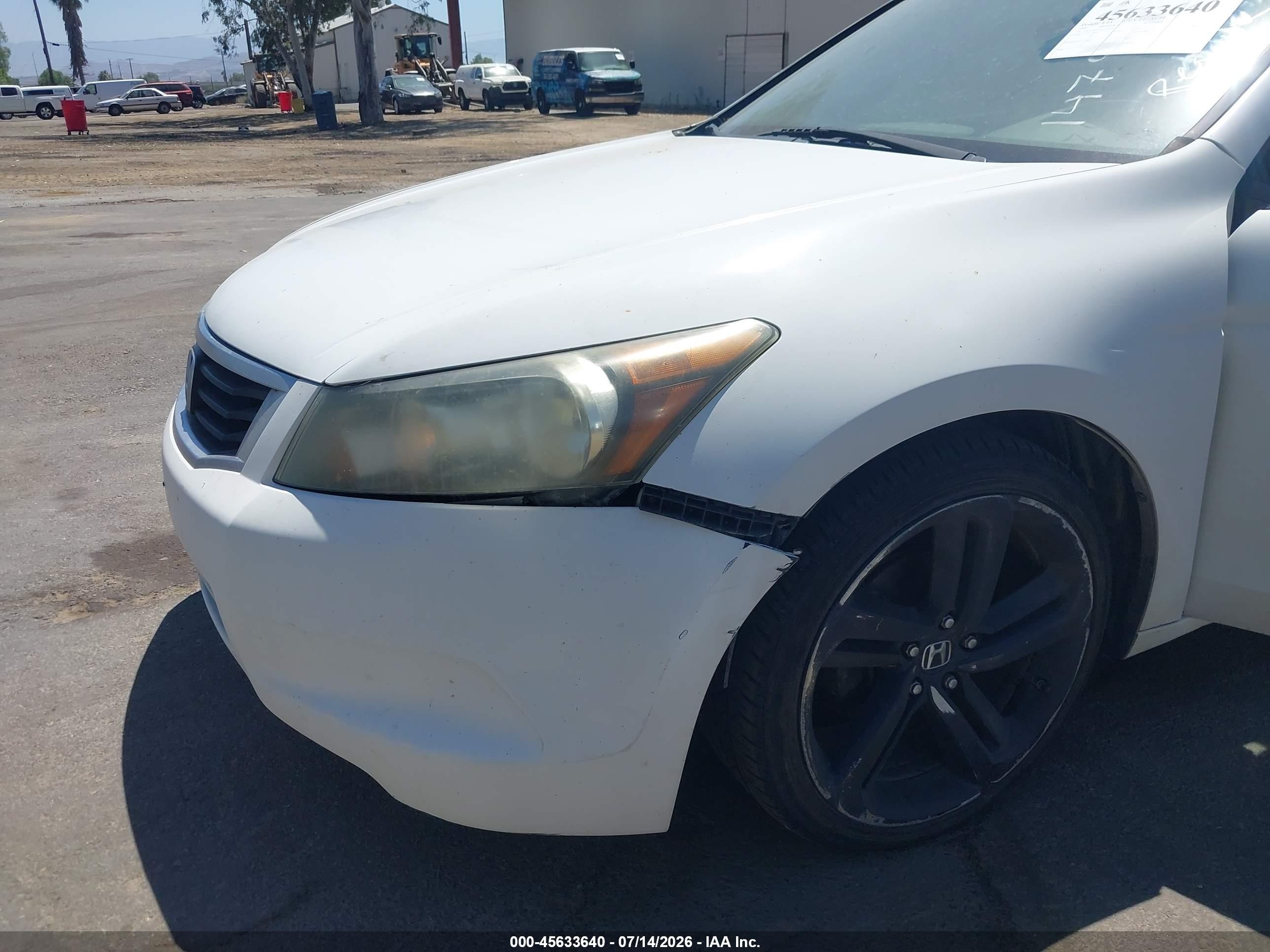 2009 Honda Accord 2.4 Lx Белый vin: 1HGCP26339A135634