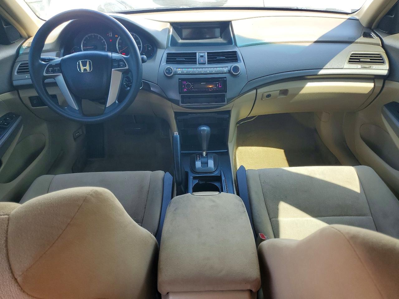 2009 Honda Accord Lx White vin: 1HGCP26339A148867