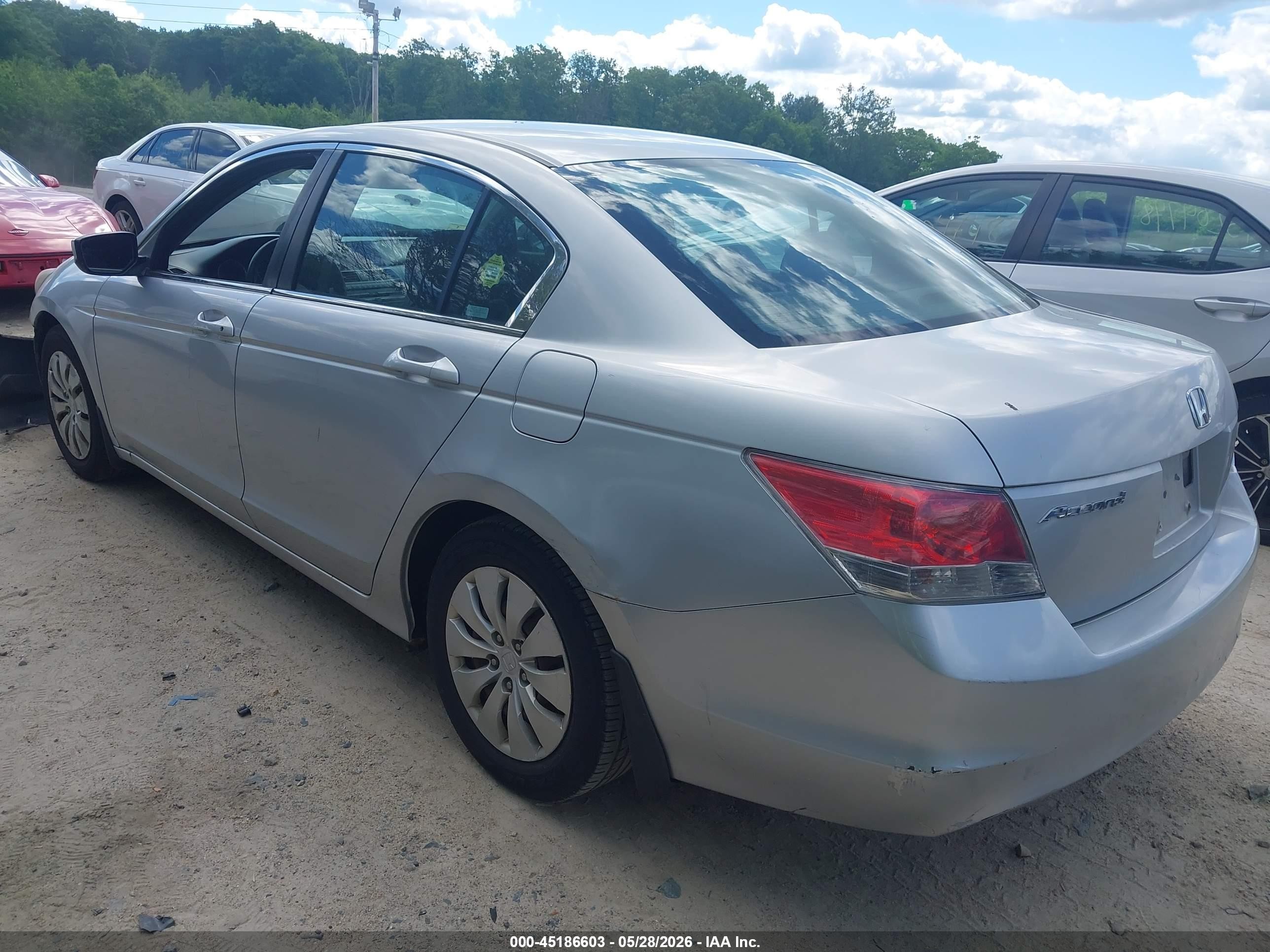 2009 Honda Accord 2.4 Lx Silver vin: 1HGCP26339A155804