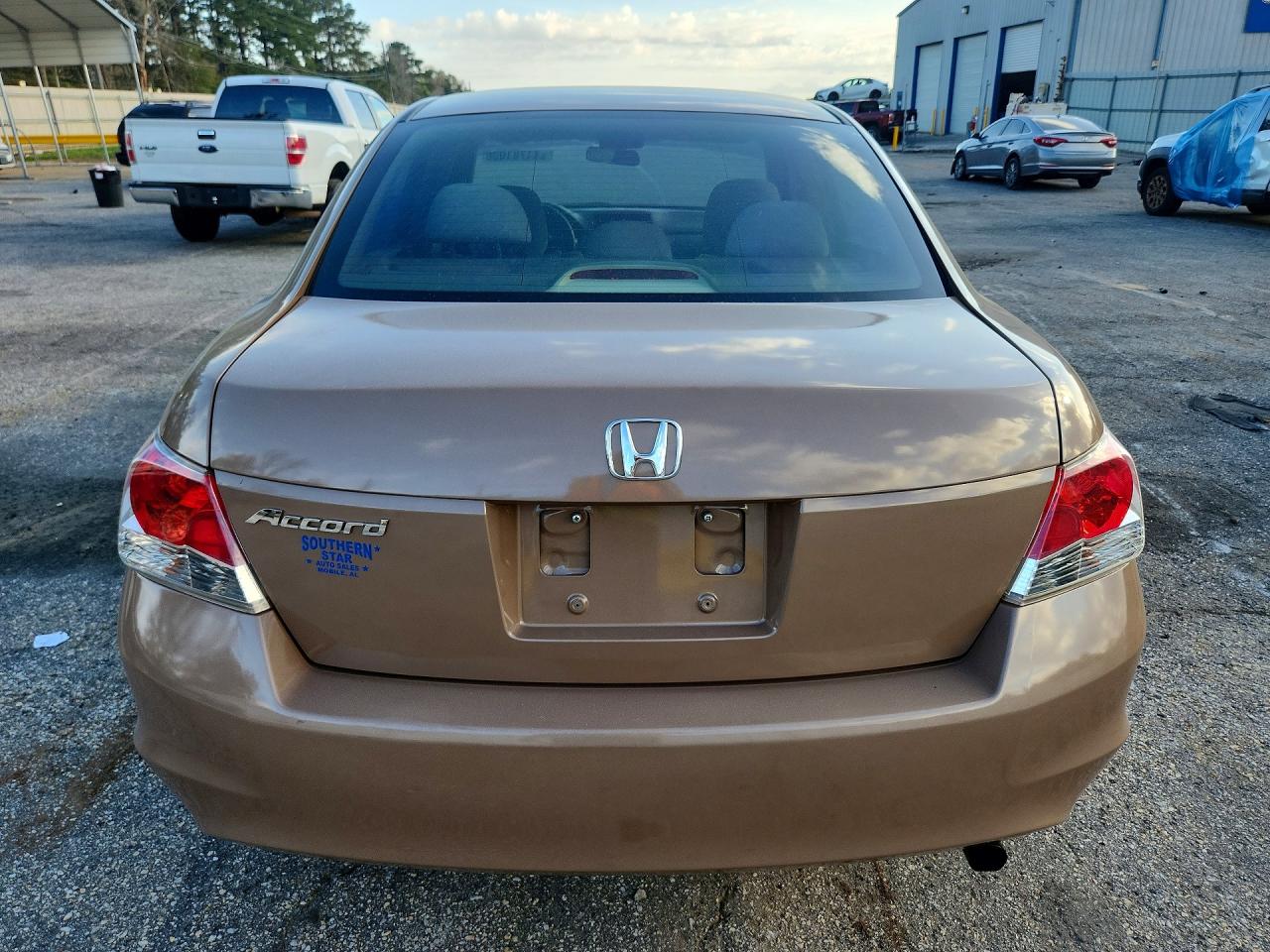 2009 Honda Accord Lx Brown vin: 1HGCP26339A194408