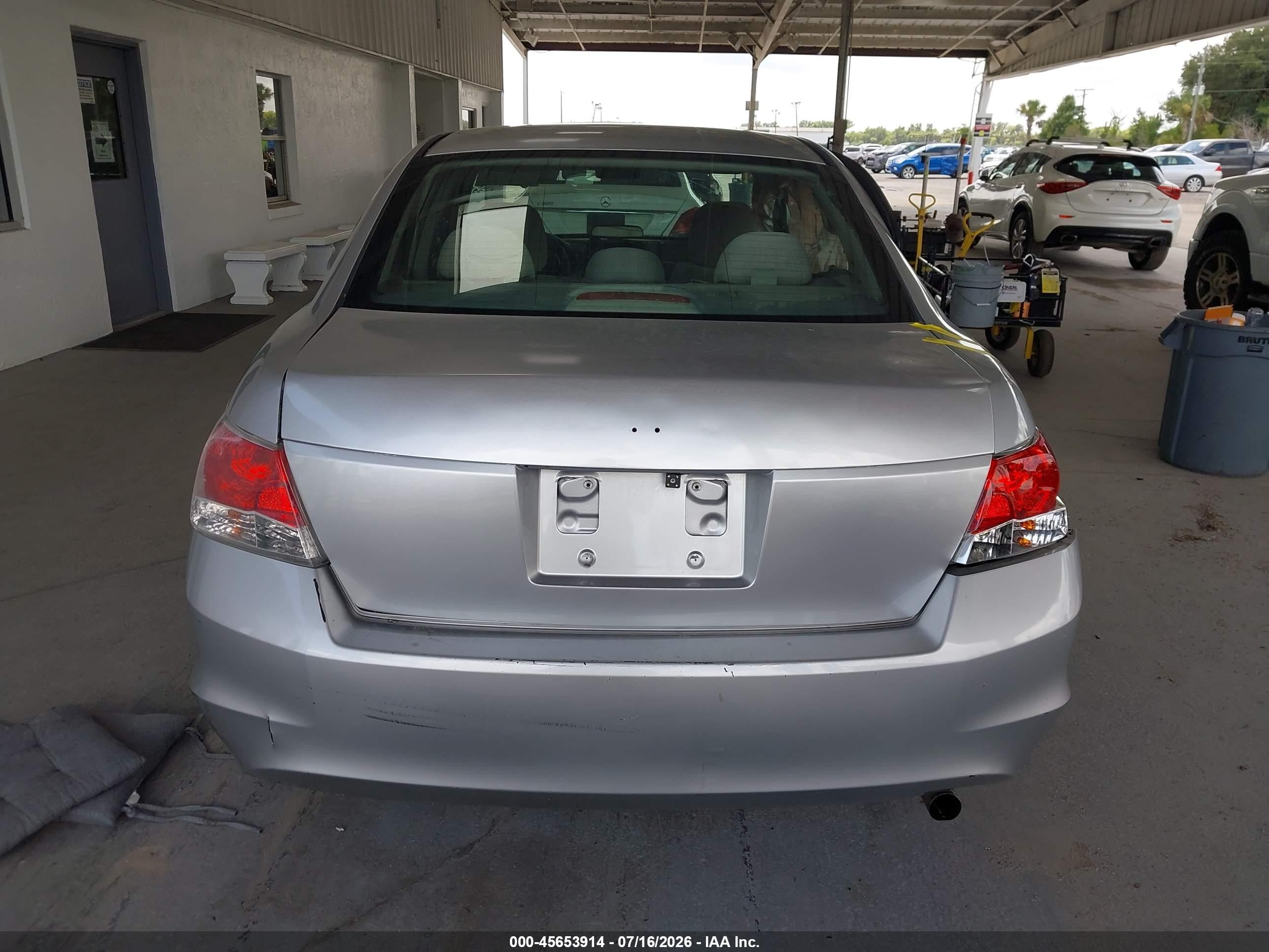 2008 Honda Accord 2.4 Lx Серебряный vin: 1HGCP26348A079766