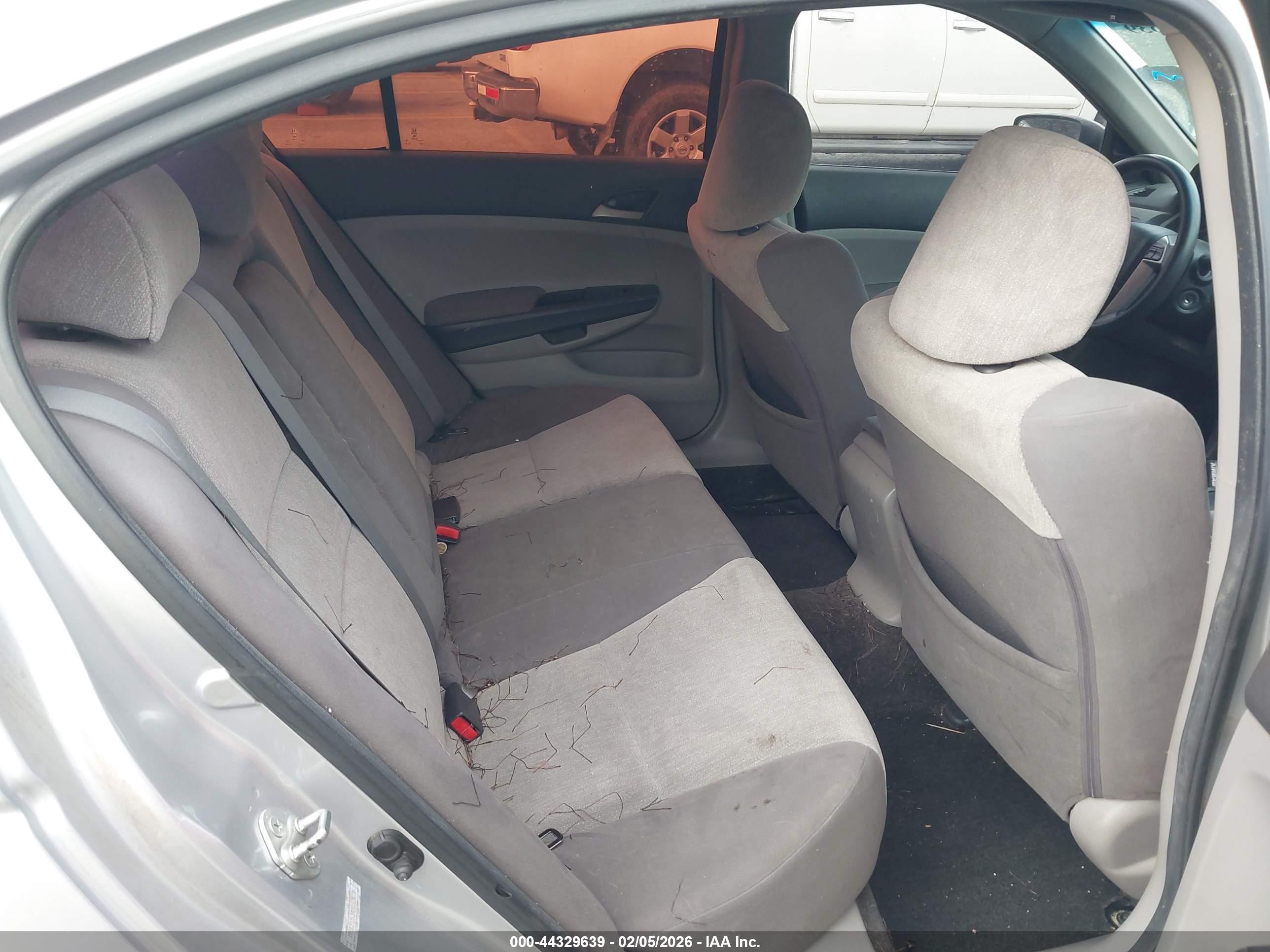 2008 Honda Accord 2.4 Lx Silver vin: 1HGCP26348A124236