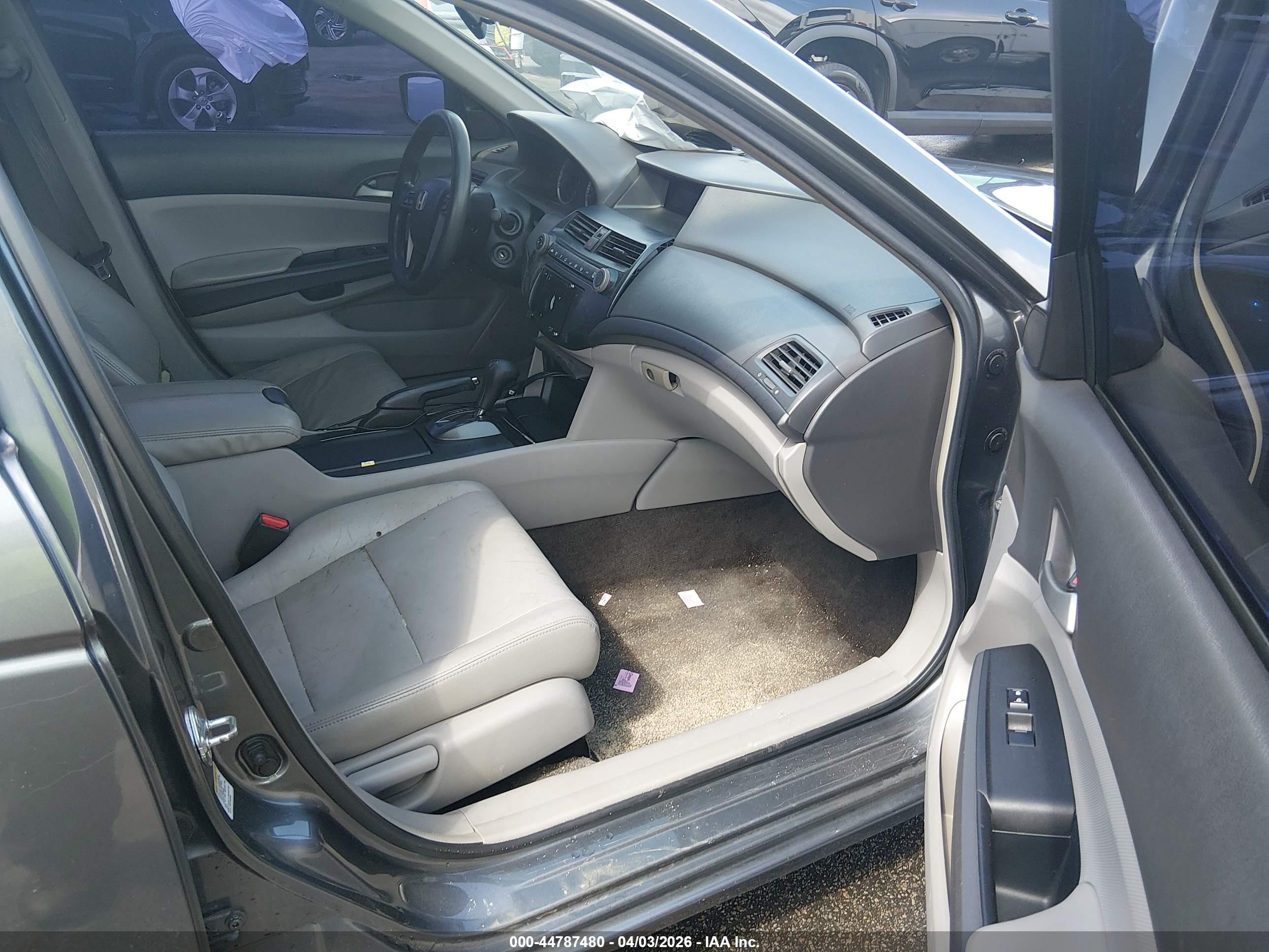 2009 Honda Accord 2.4 Lx Gray vin: 1HGCP26349A081910