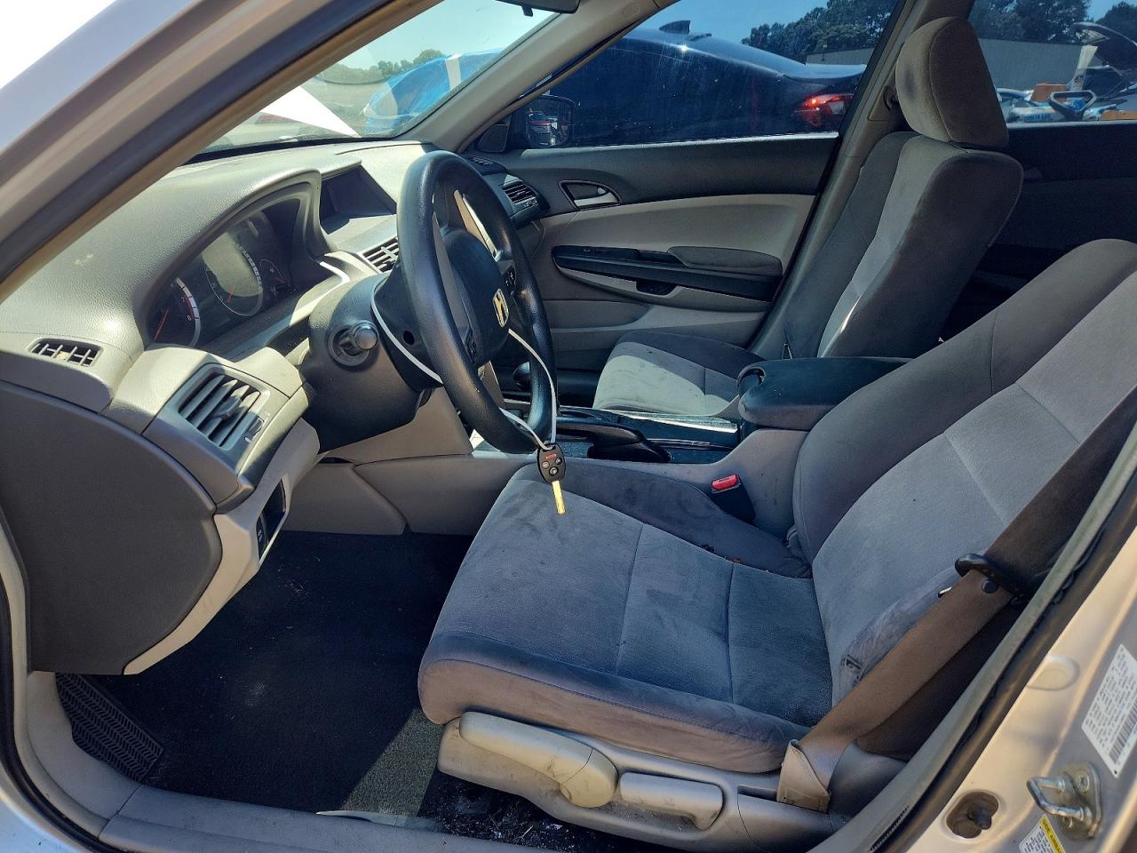 2009 Honda Accord Lx Silver vin: 1HGCP26349A109804