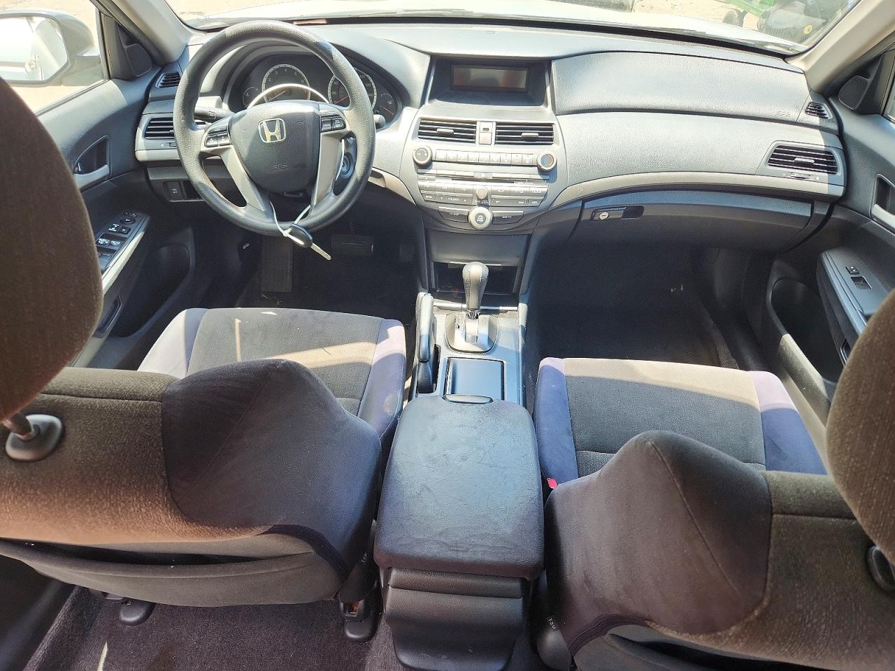 2009 Honda Accord Lx Silver vin: 1HGCP26349A120656