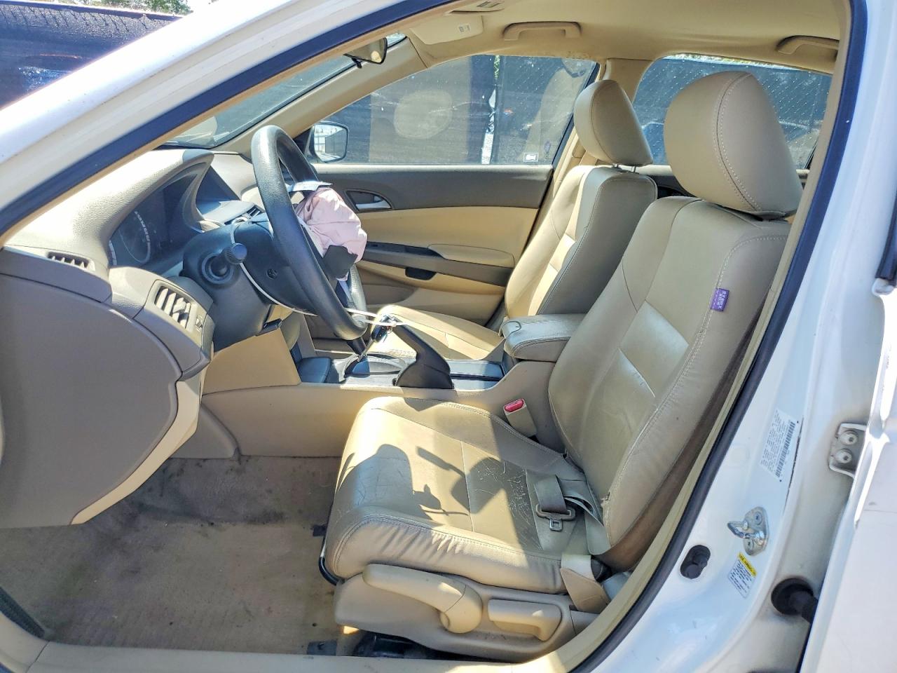 2009 Honda Accord Lx White vin: 1HGCP26349A125047