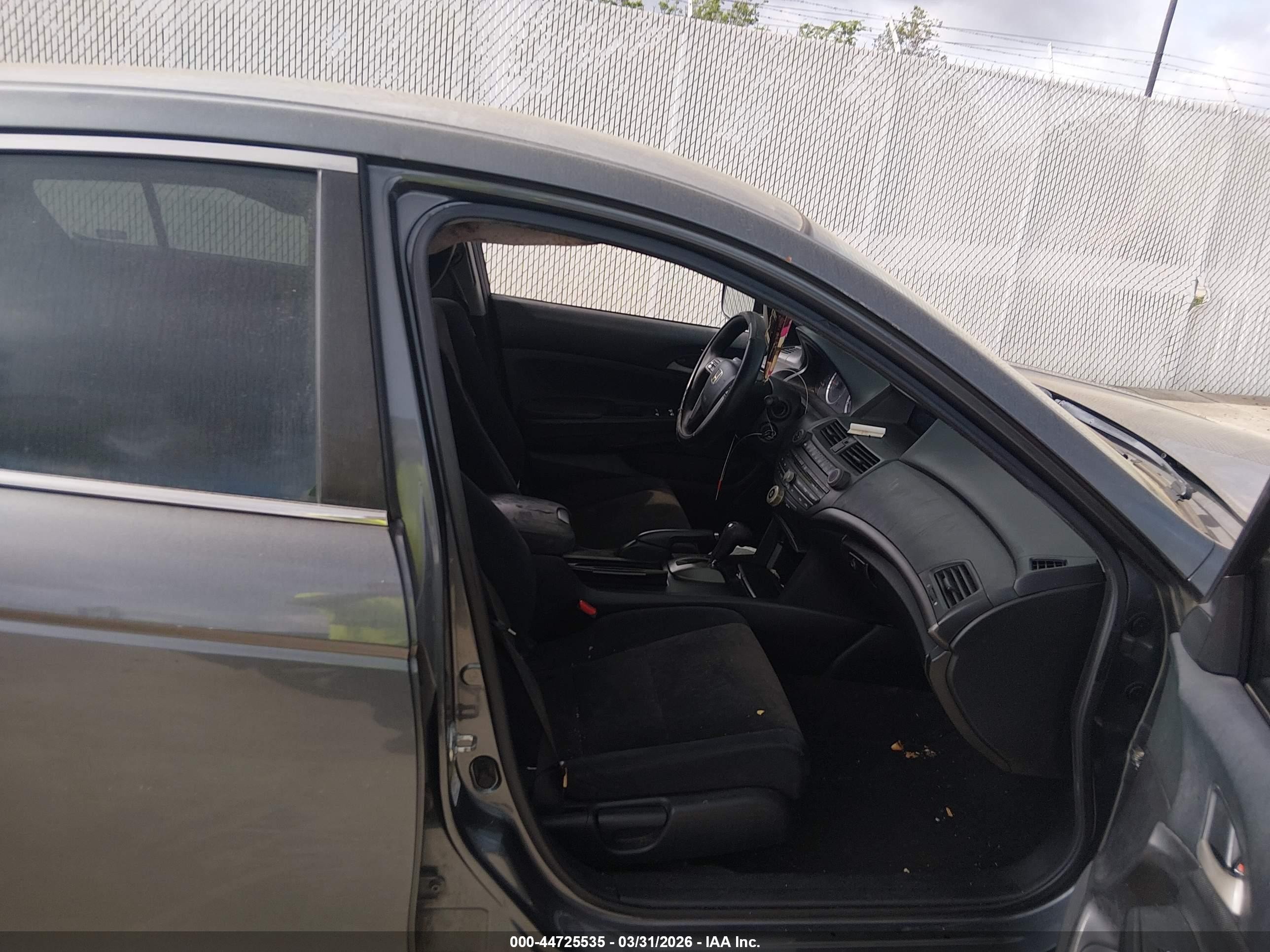 2009 Honda Accord Lx Gray vin: 1HGCP26349A169274