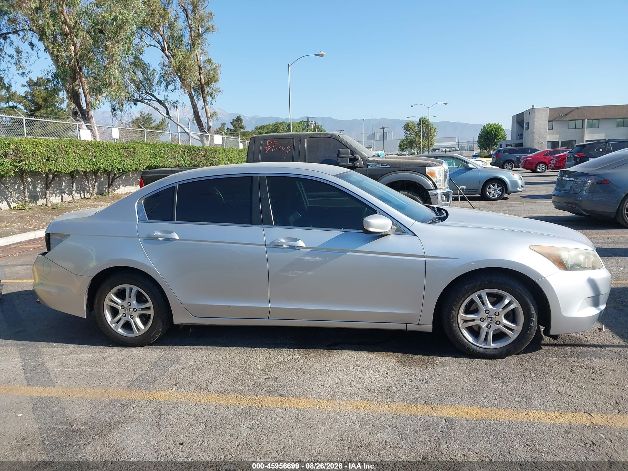 2009 Honda Accord 2.4 Lx Silver vin: 1HGCP26349A192571