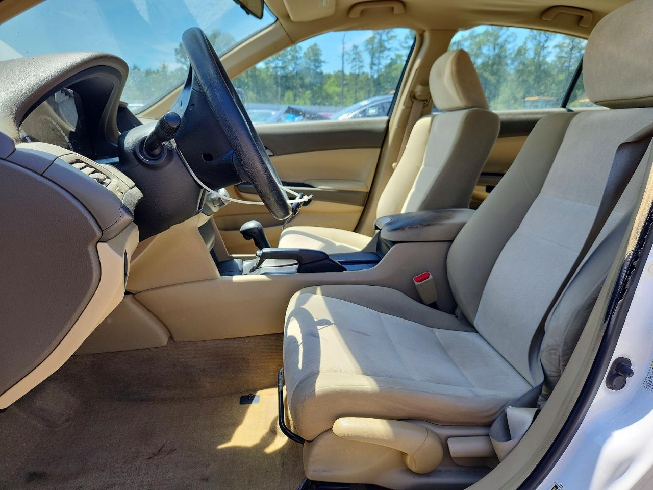 2008 Honda Accord Lx Белый vin: 1HGCP26358A009810