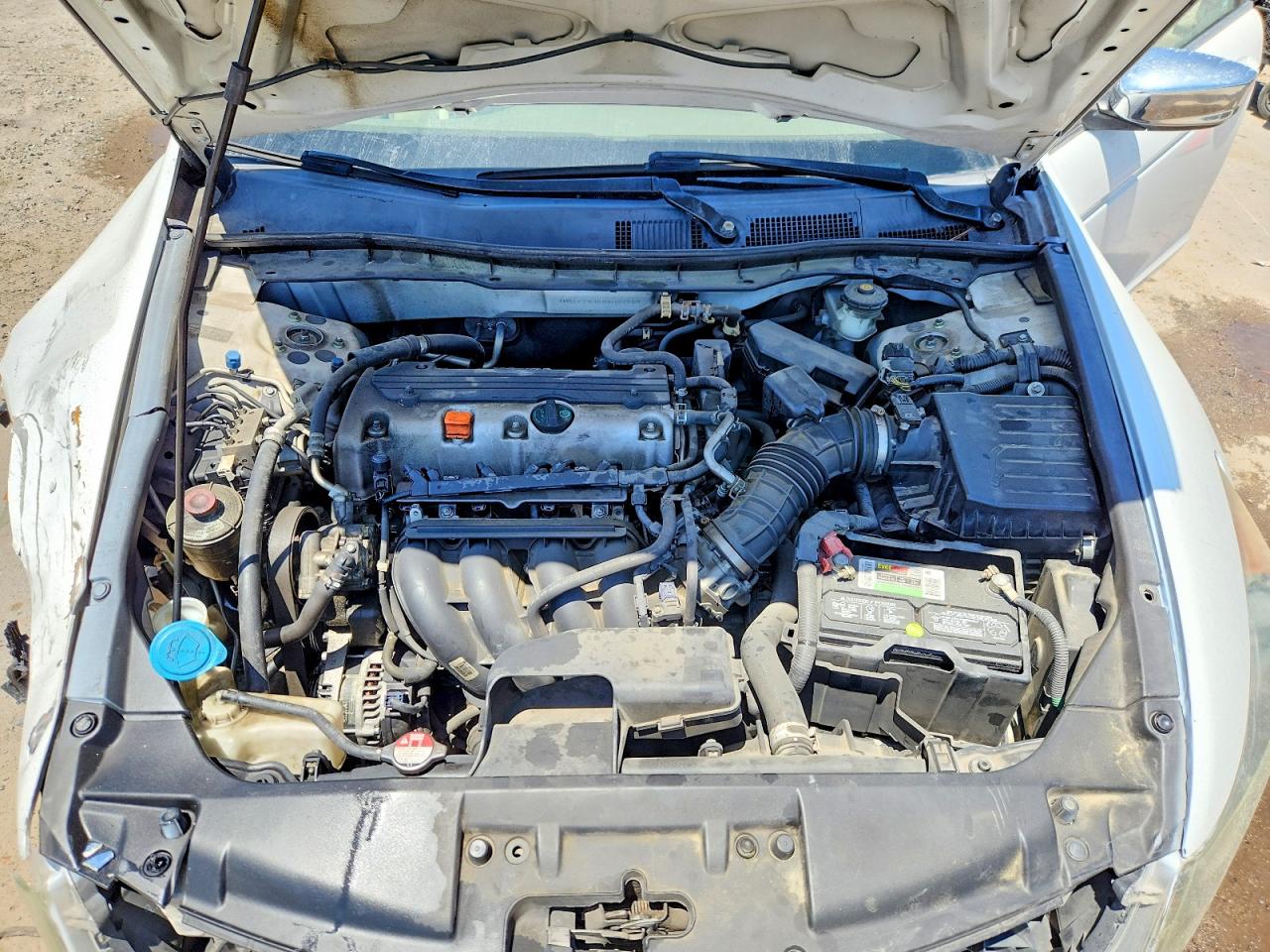 2008 Honda Accord Lx Белый vin: 1HGCP26358A009810