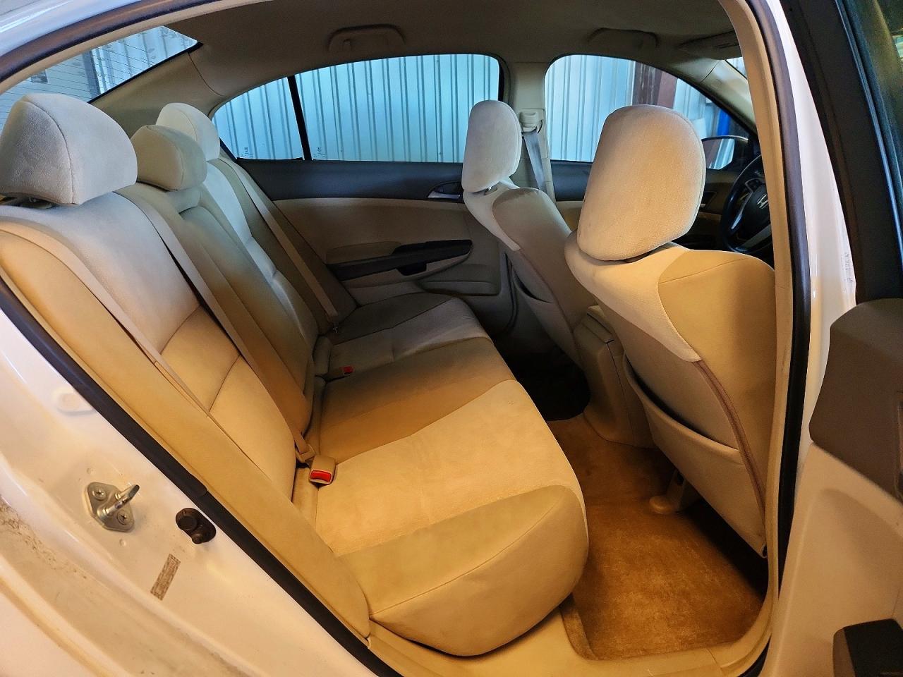 2008 Honda Accord Lx White vin: 1HGCP26358A018197