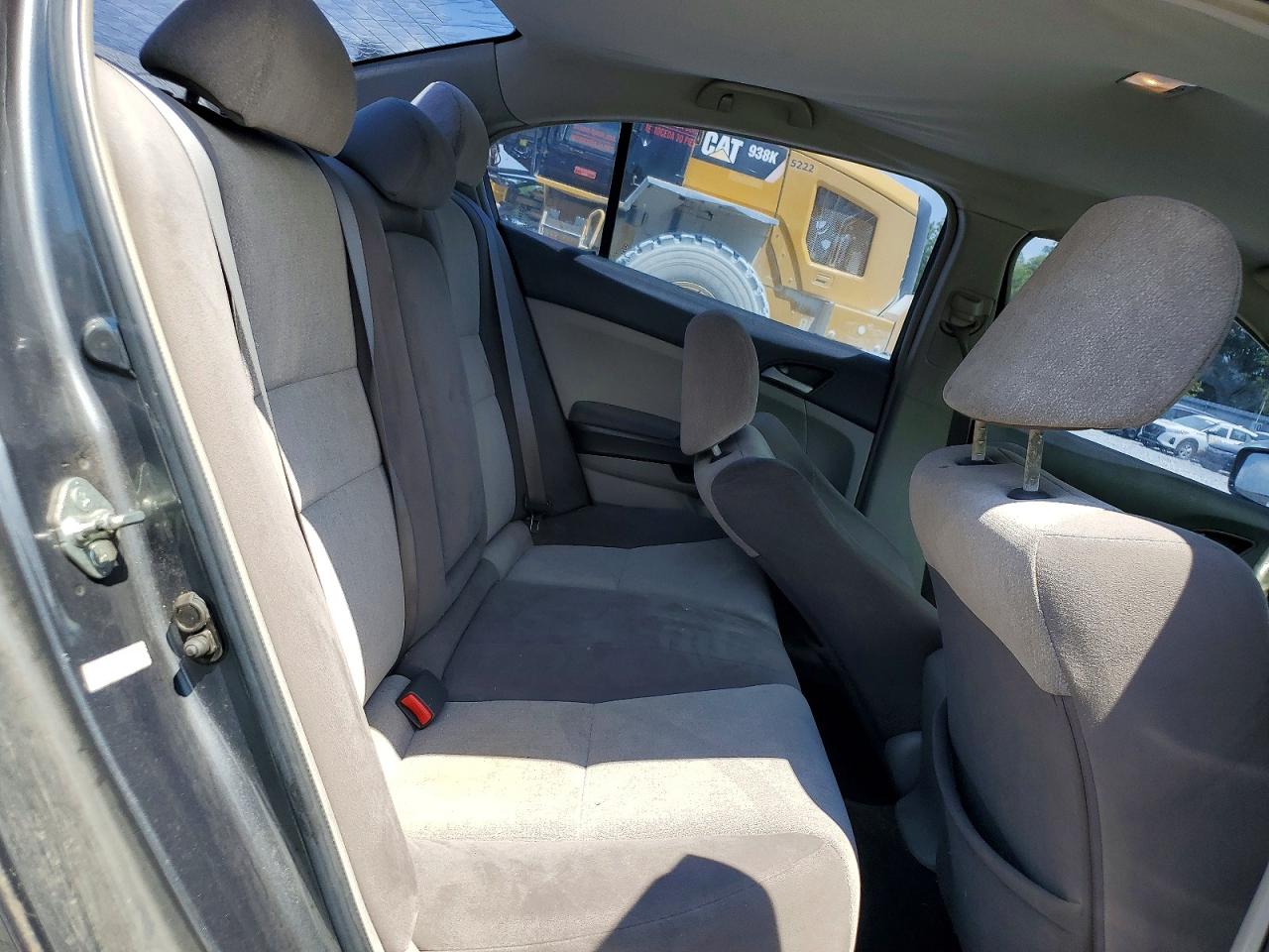 2008 Honda Accord Lx Серый vin: 1HGCP26358A077136