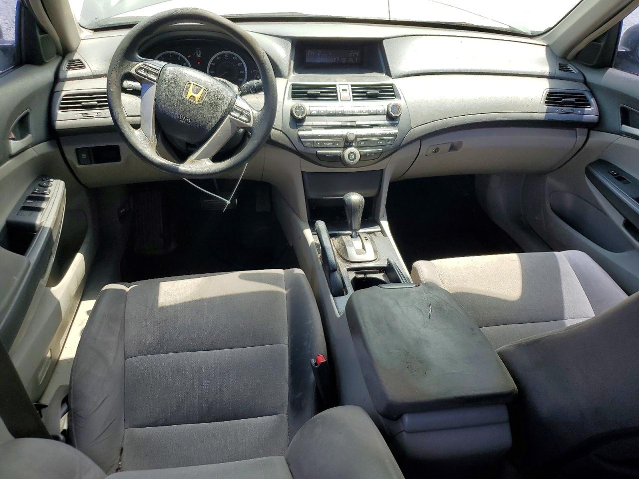 2008 Honda Accord Lx Серый vin: 1HGCP26358A077136
