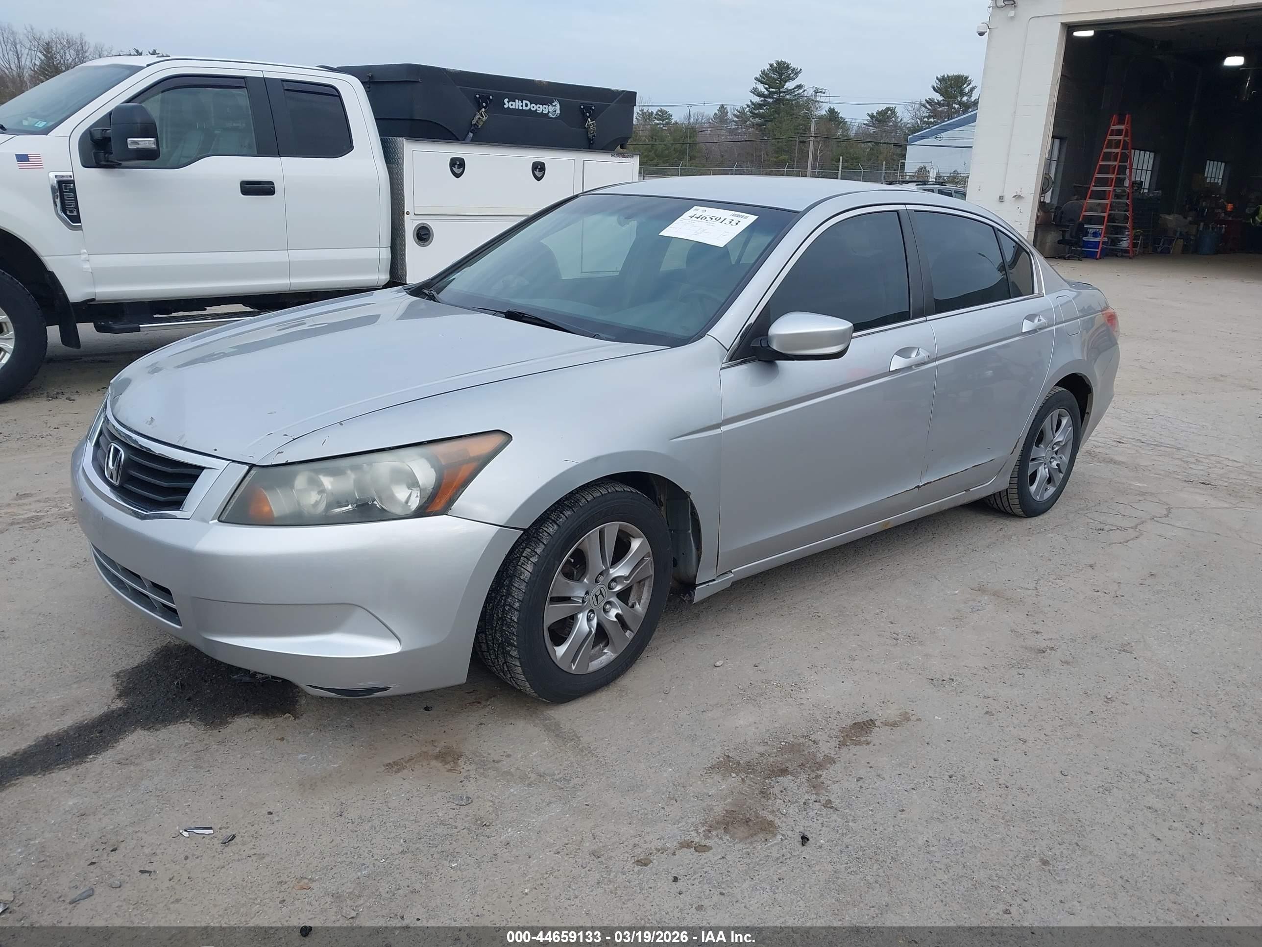2008 Honda Accord 2.4 Lx Silver vin: 1HGCP26358A163238