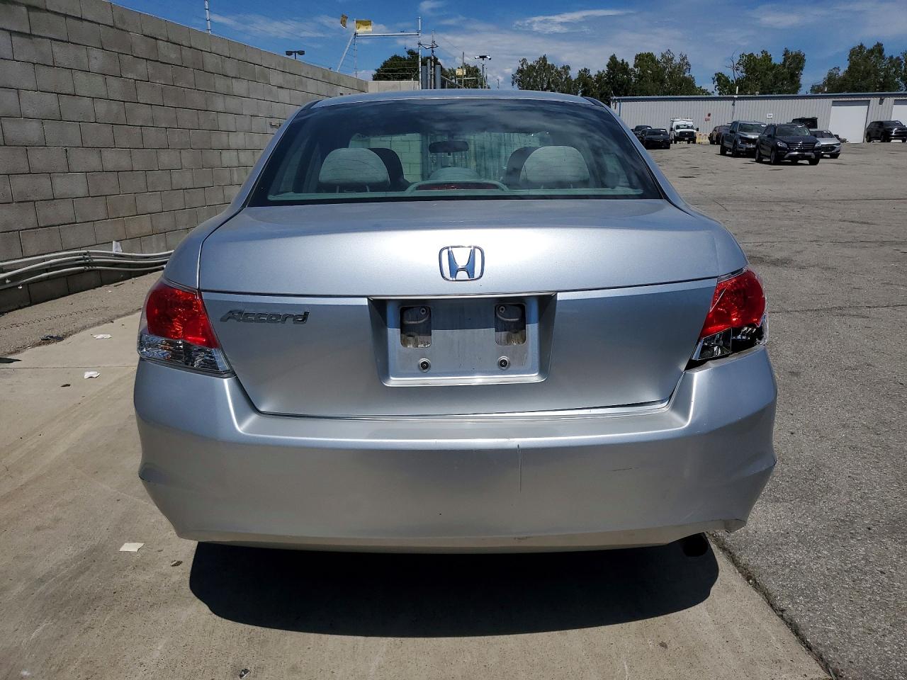 2009 Honda Accord Lx Серебряный vin: 1HGCP26359A196063