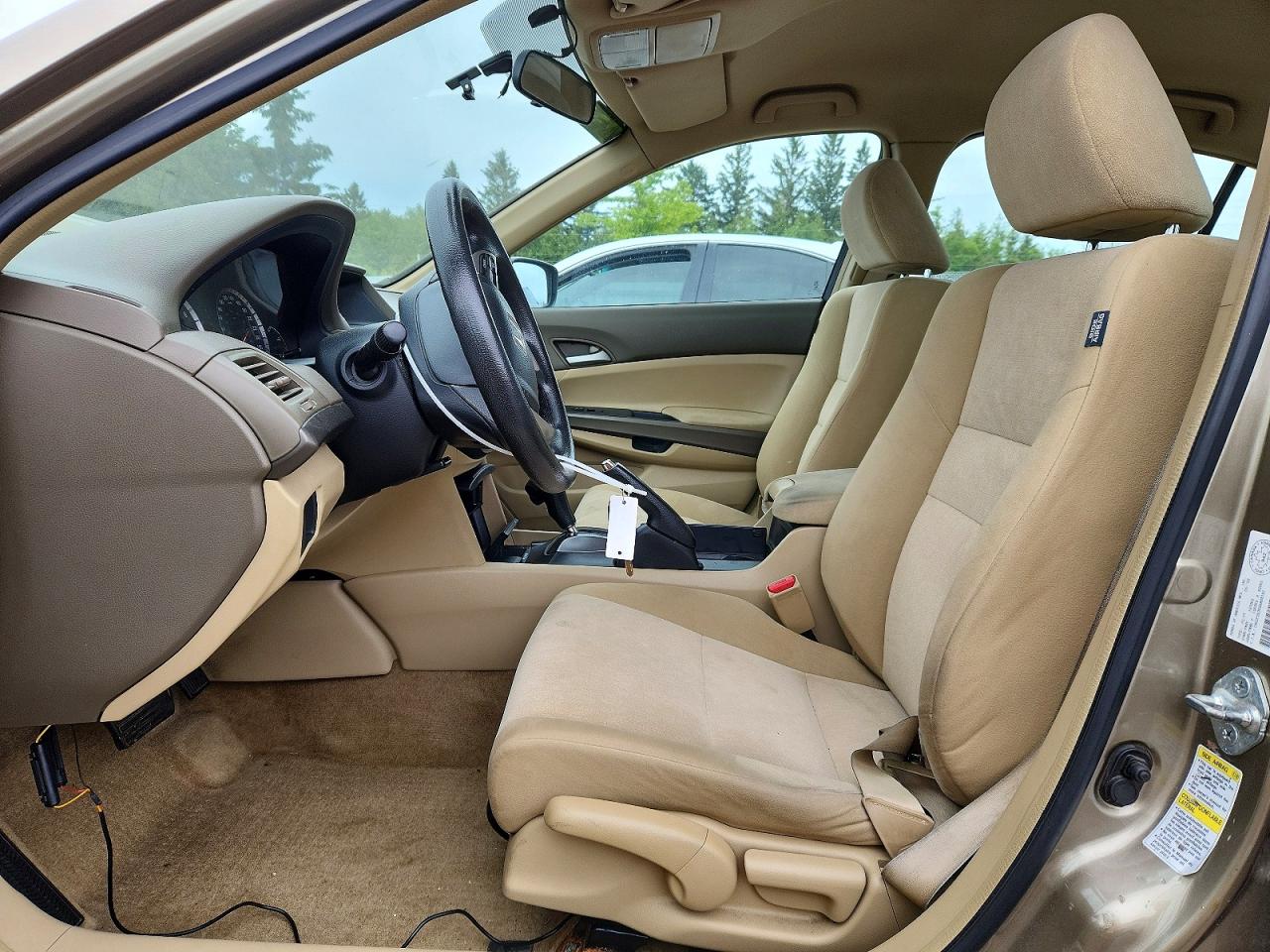 2009 Honda Accord Lx Tan vin: 1HGCP26359A808181
