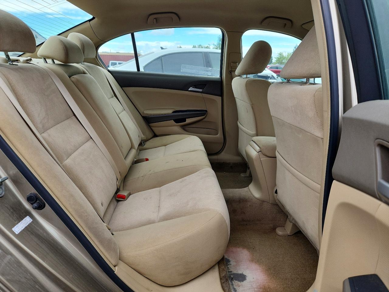 2009 Honda Accord Lx Tan vin: 1HGCP26359A808181