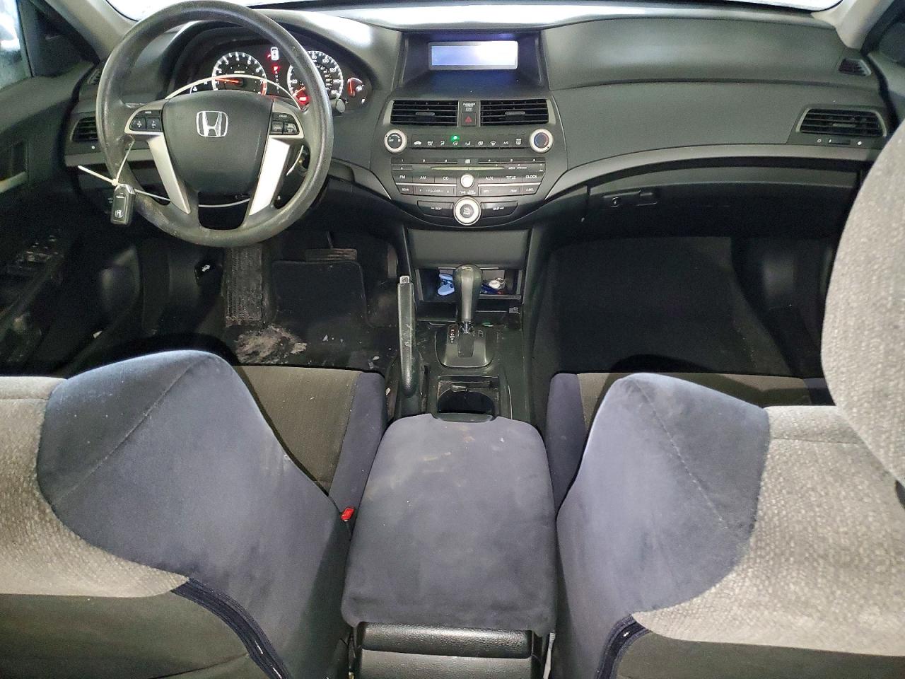 2009 Honda Accord Lx Silver vin: 1HGCP26369A033874