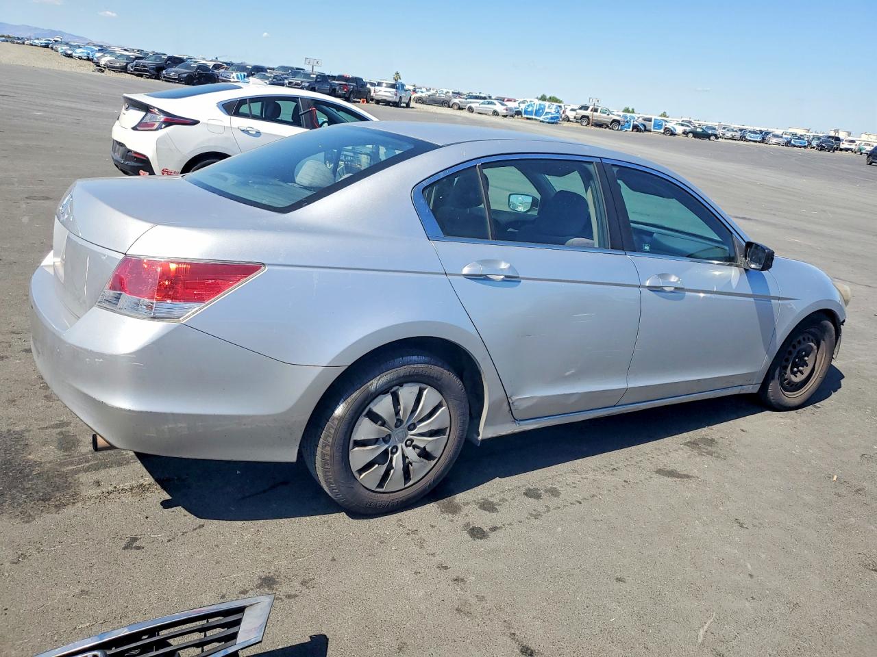 2009 Honda Accord Lx Silver vin: 1HGCP26369A035785