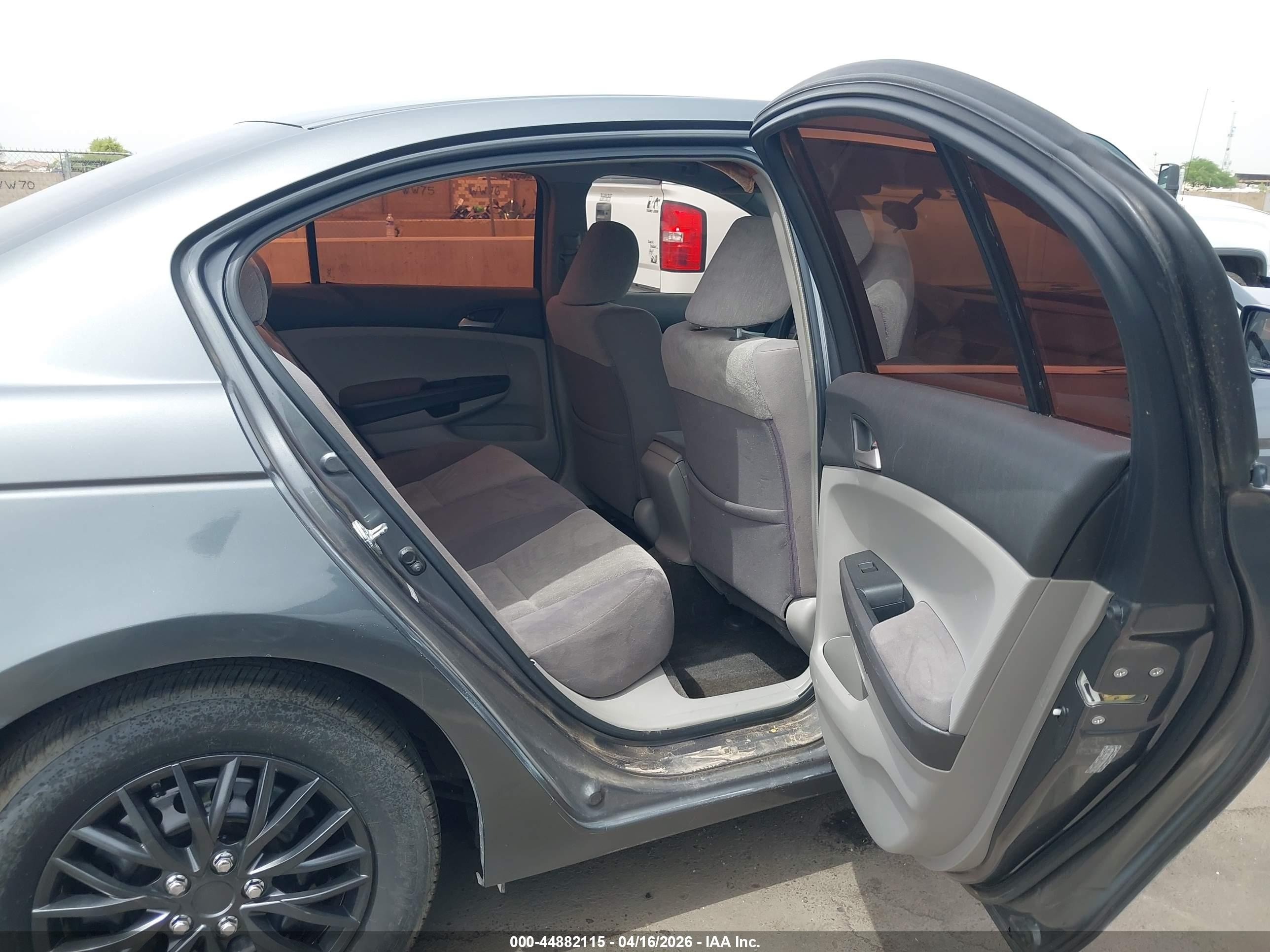 2009 Honda Accord 2.4 Lx Gray vin: 1HGCP26369A054997