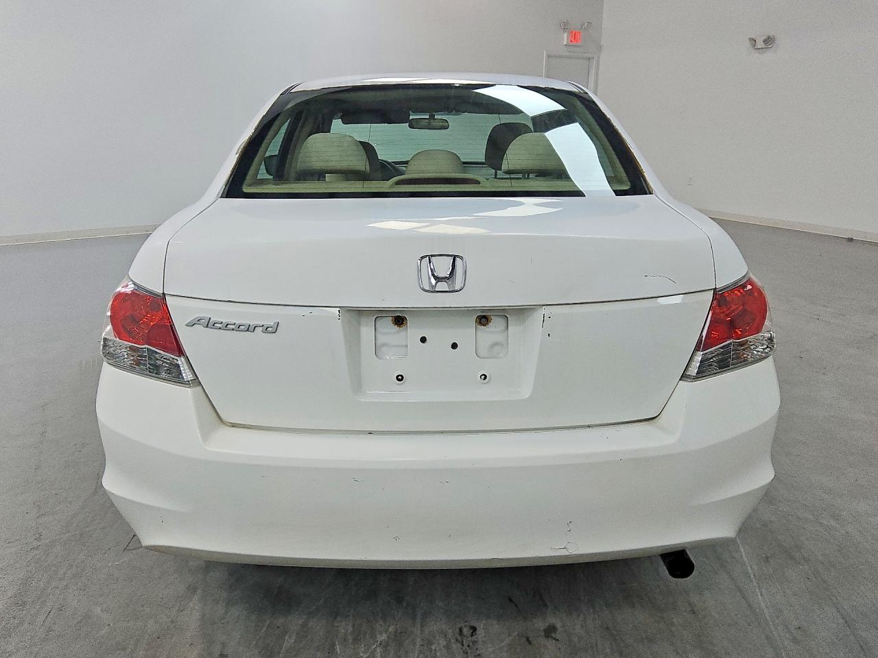 2009 Honda Accord Lx White vin: 1HGCP26369A060797