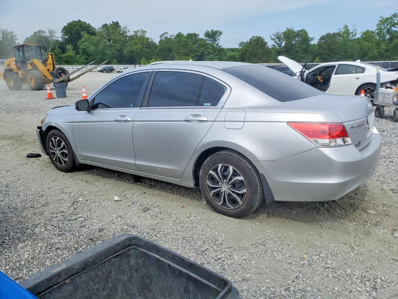 2009 Honda Accord Lx Silver vin: 1HGCP26369A075235