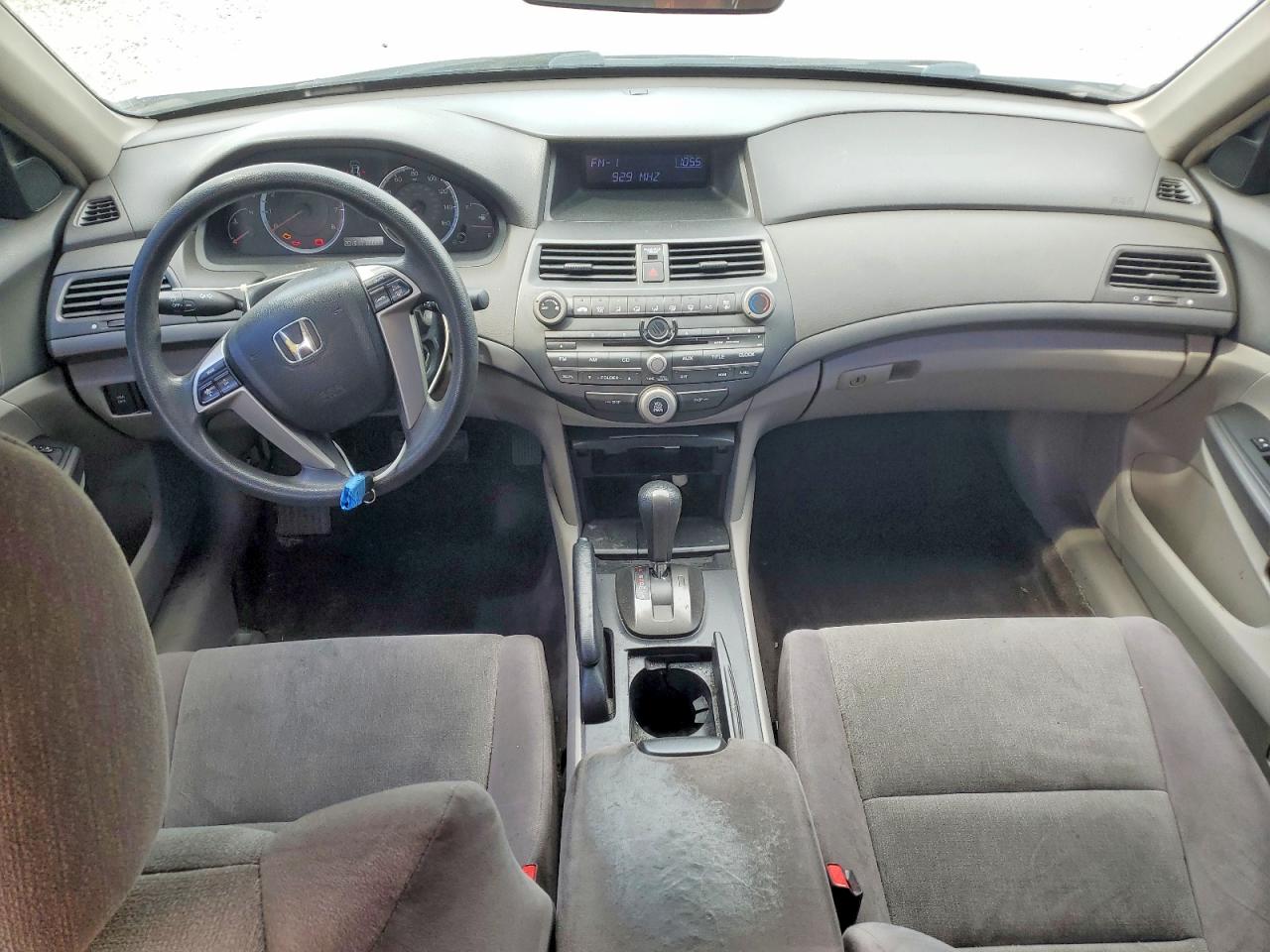 2009 Honda Accord Lx Silver vin: 1HGCP26369A075235