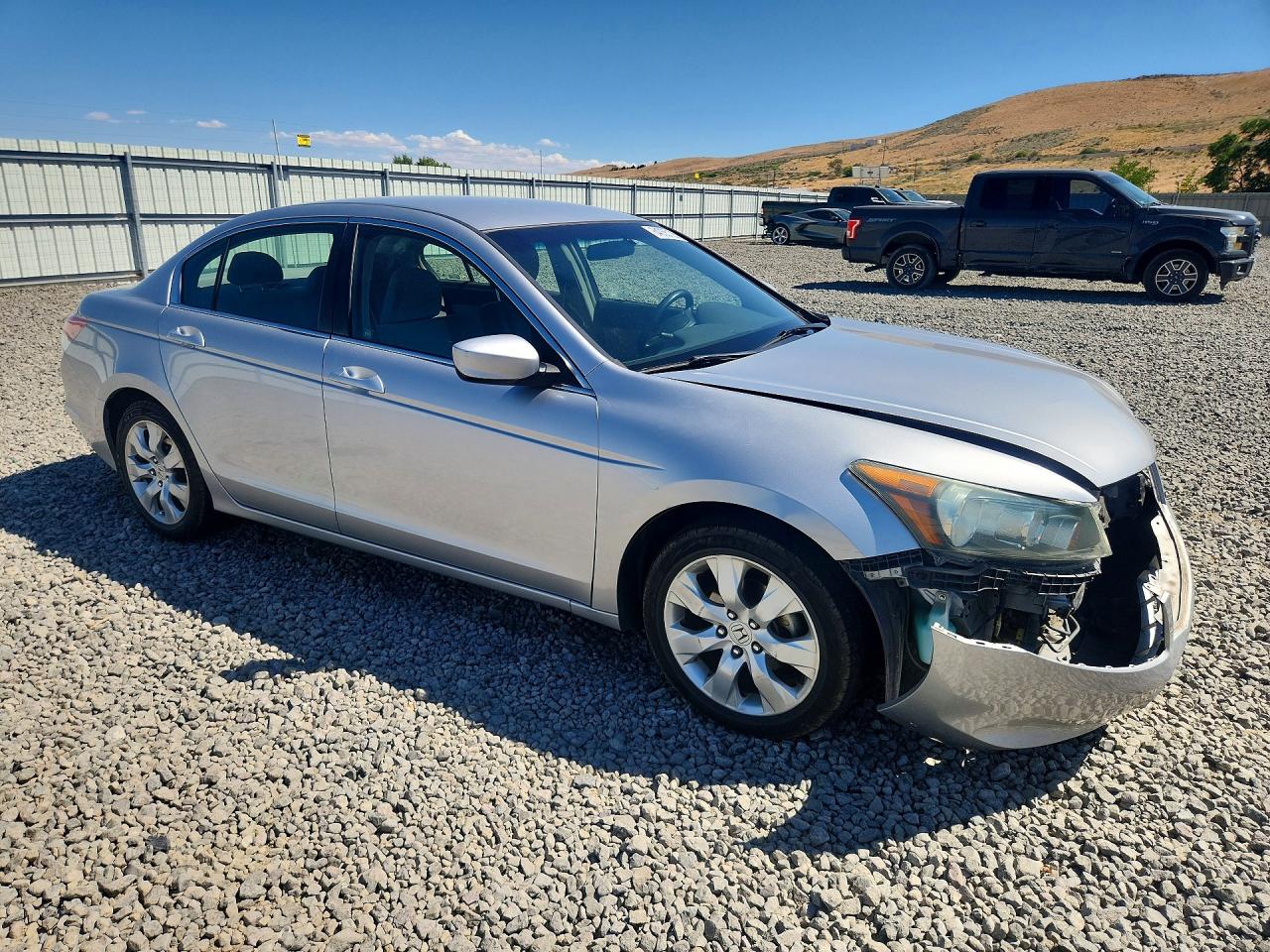 2009 Honda Accord Lx Silver vin: 1HGCP26369A098028