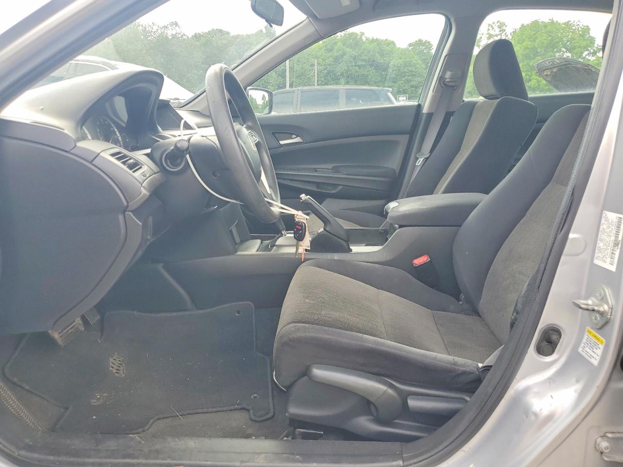 2009 Honda Accord Lx Silver vin: 1HGCP26369A117922