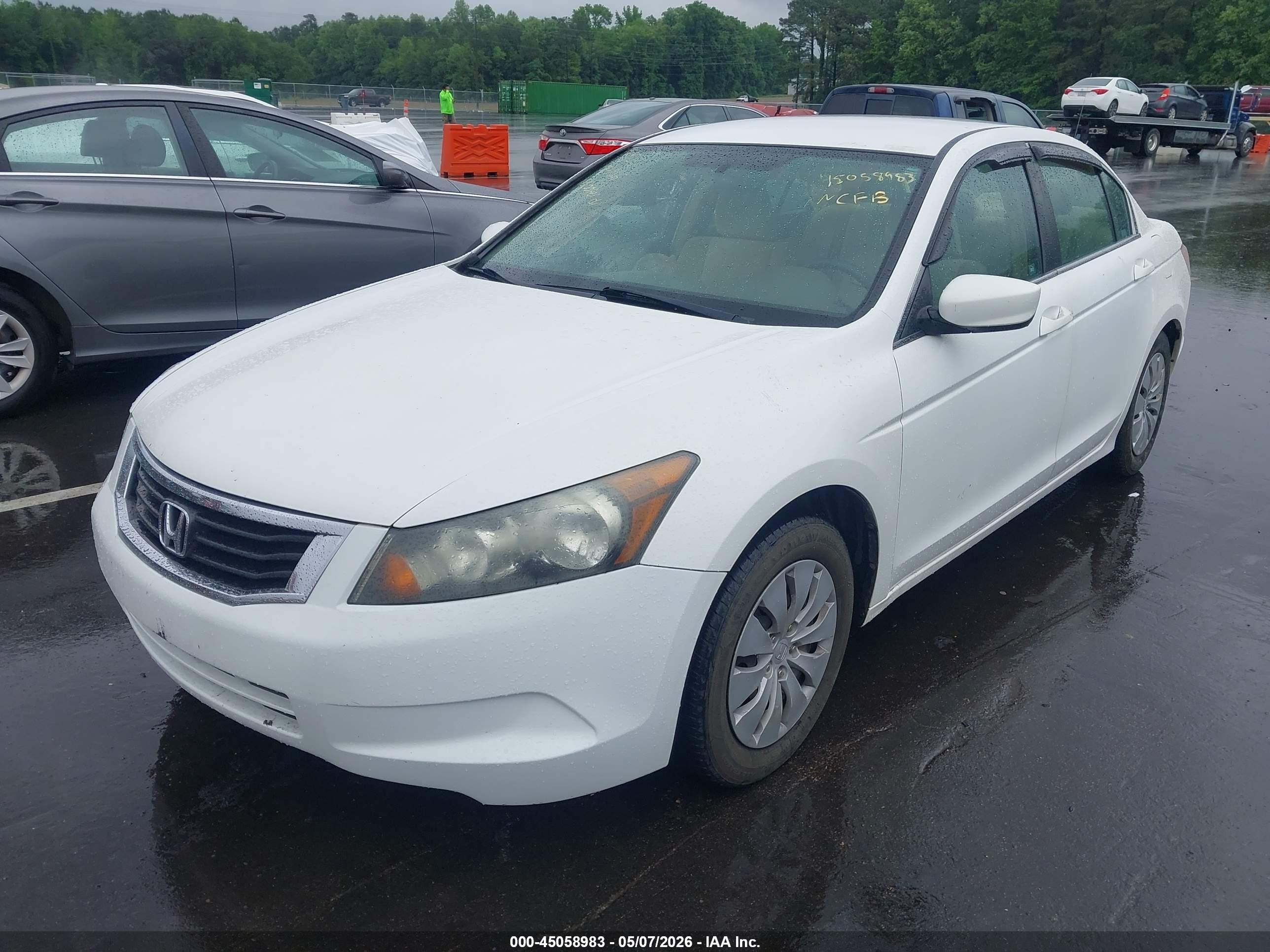 2009 Honda Accord 2.4 Lx White vin: 1HGCP26369A174539