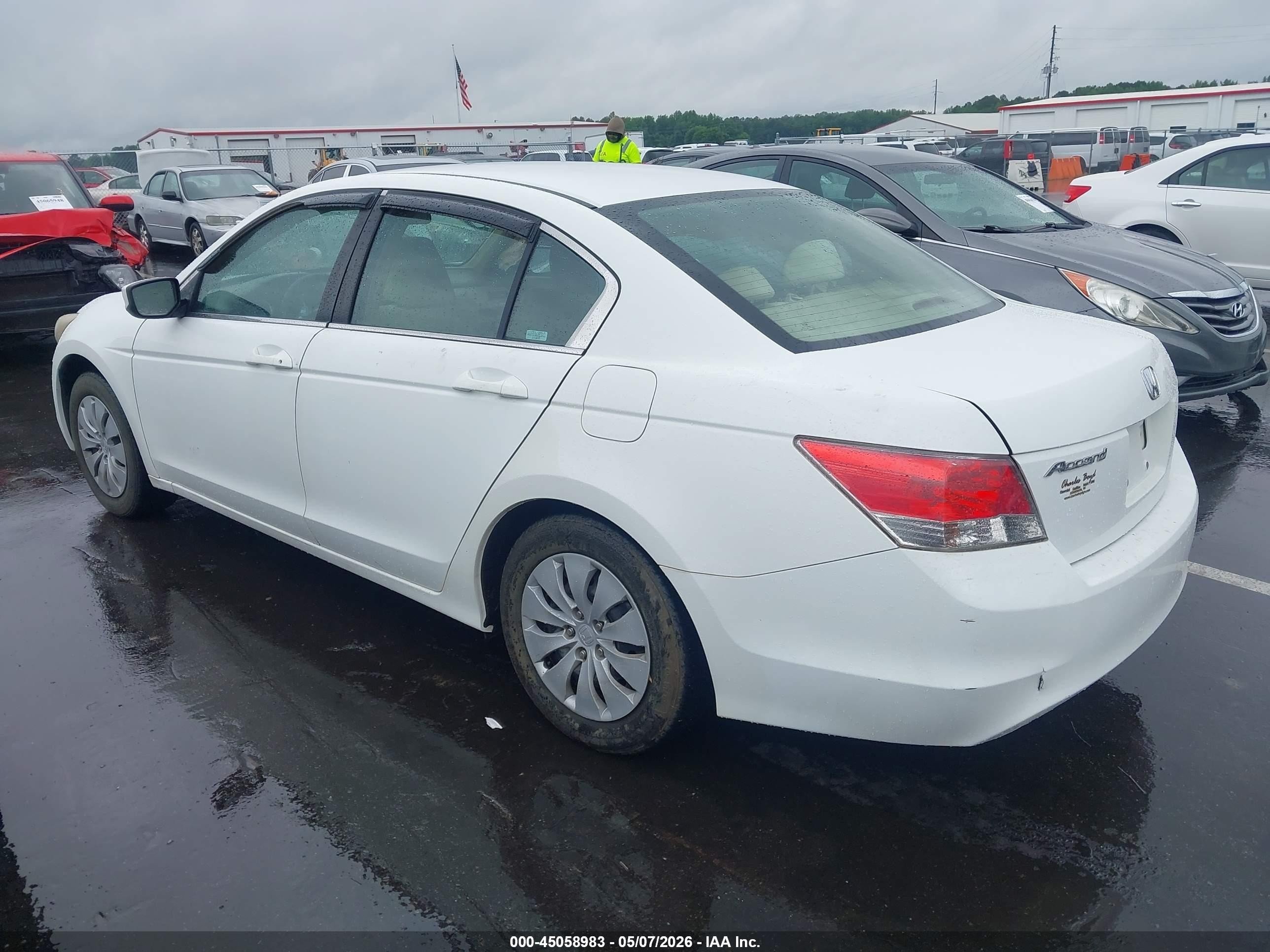 2009 Honda Accord 2.4 Lx White vin: 1HGCP26369A174539