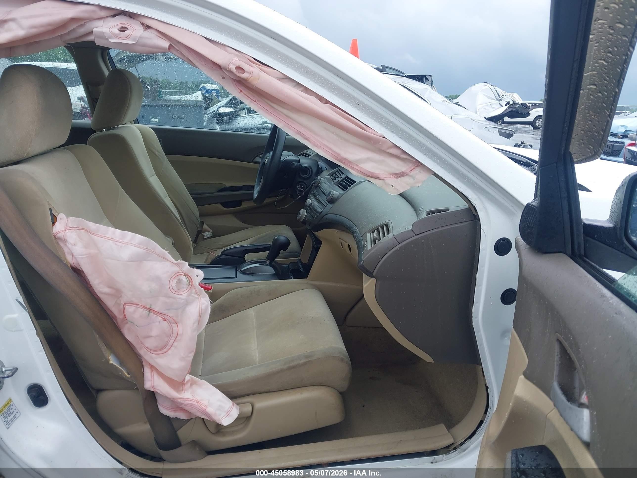 2009 Honda Accord 2.4 Lx White vin: 1HGCP26369A174539