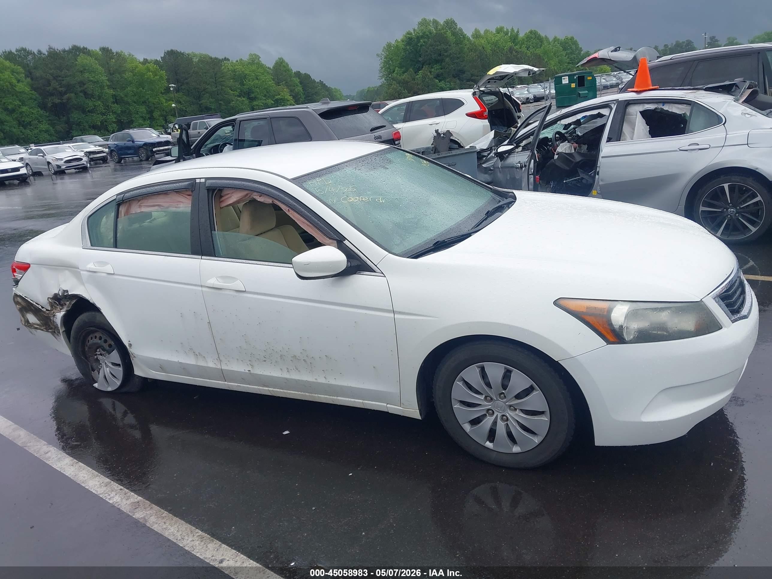2009 Honda Accord 2.4 Lx White vin: 1HGCP26369A174539