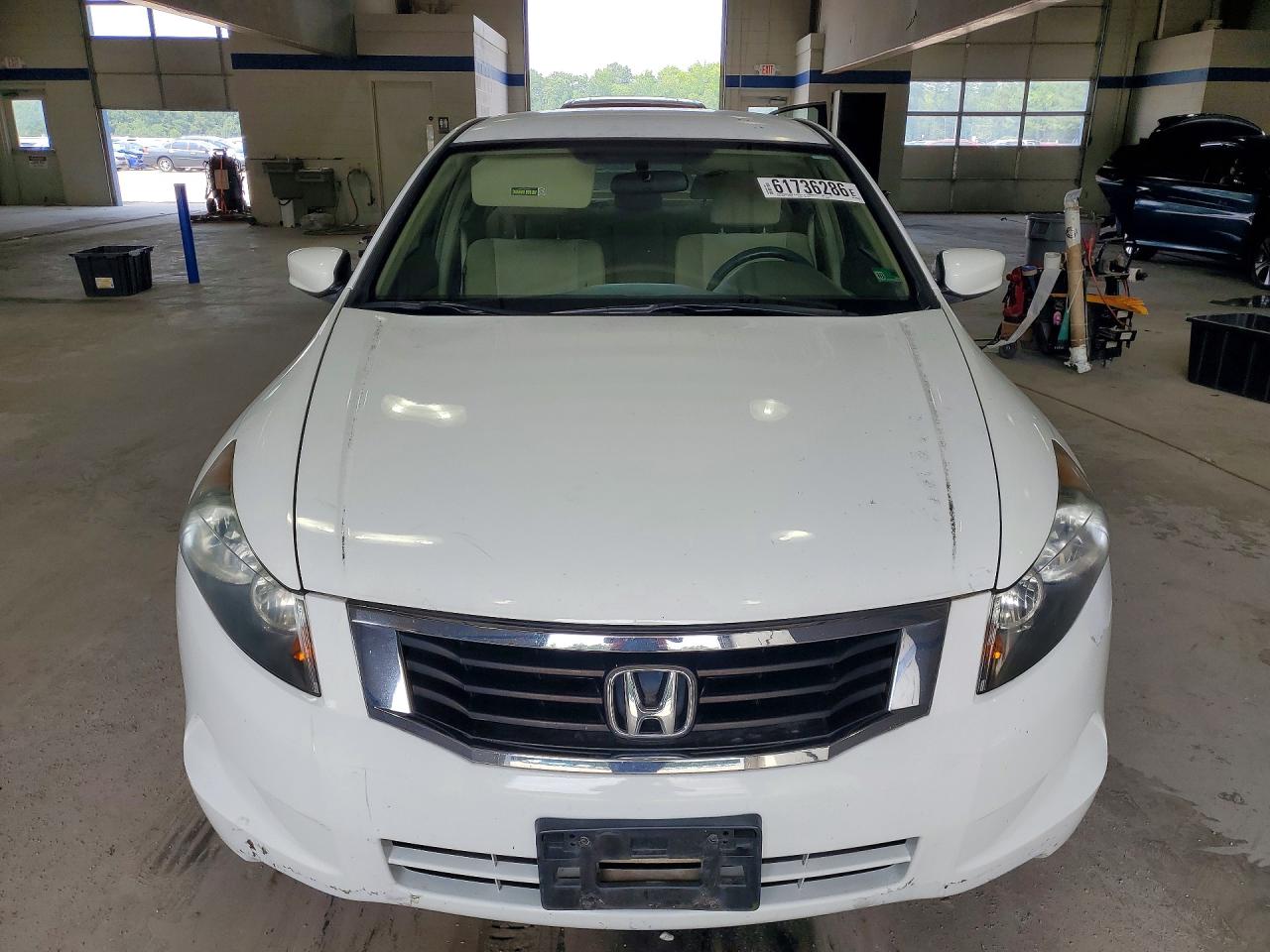2009 Honda Accord Lx White vin: 1HGCP26369A182799