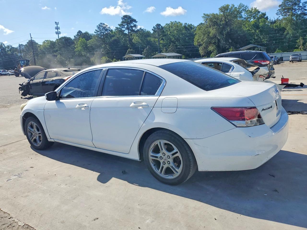 2008 Honda Accord Lx White vin: 1HGCP26378A030156